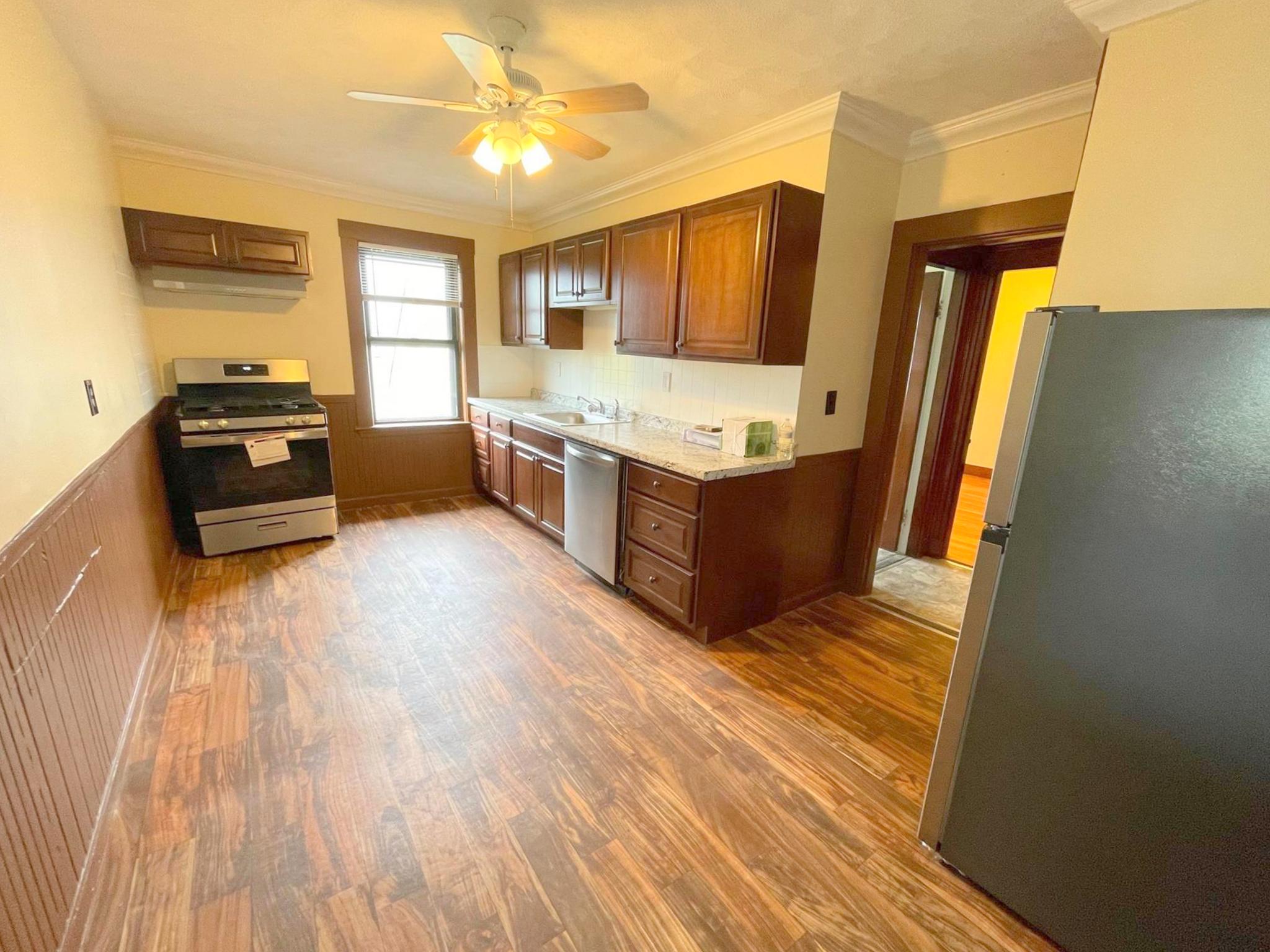 18 Fenwick St, Magoun Square