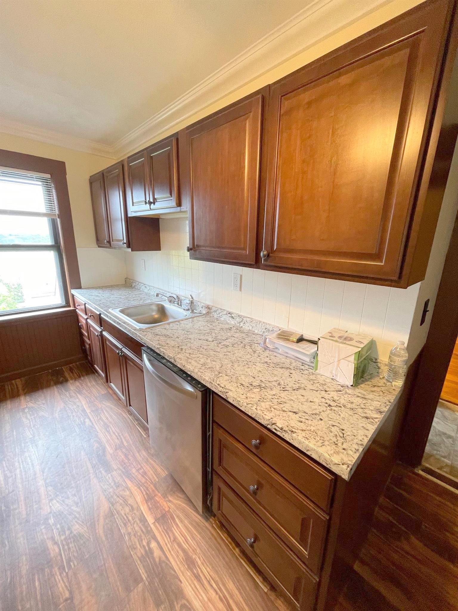 18 Fenwick St, Magoun Square