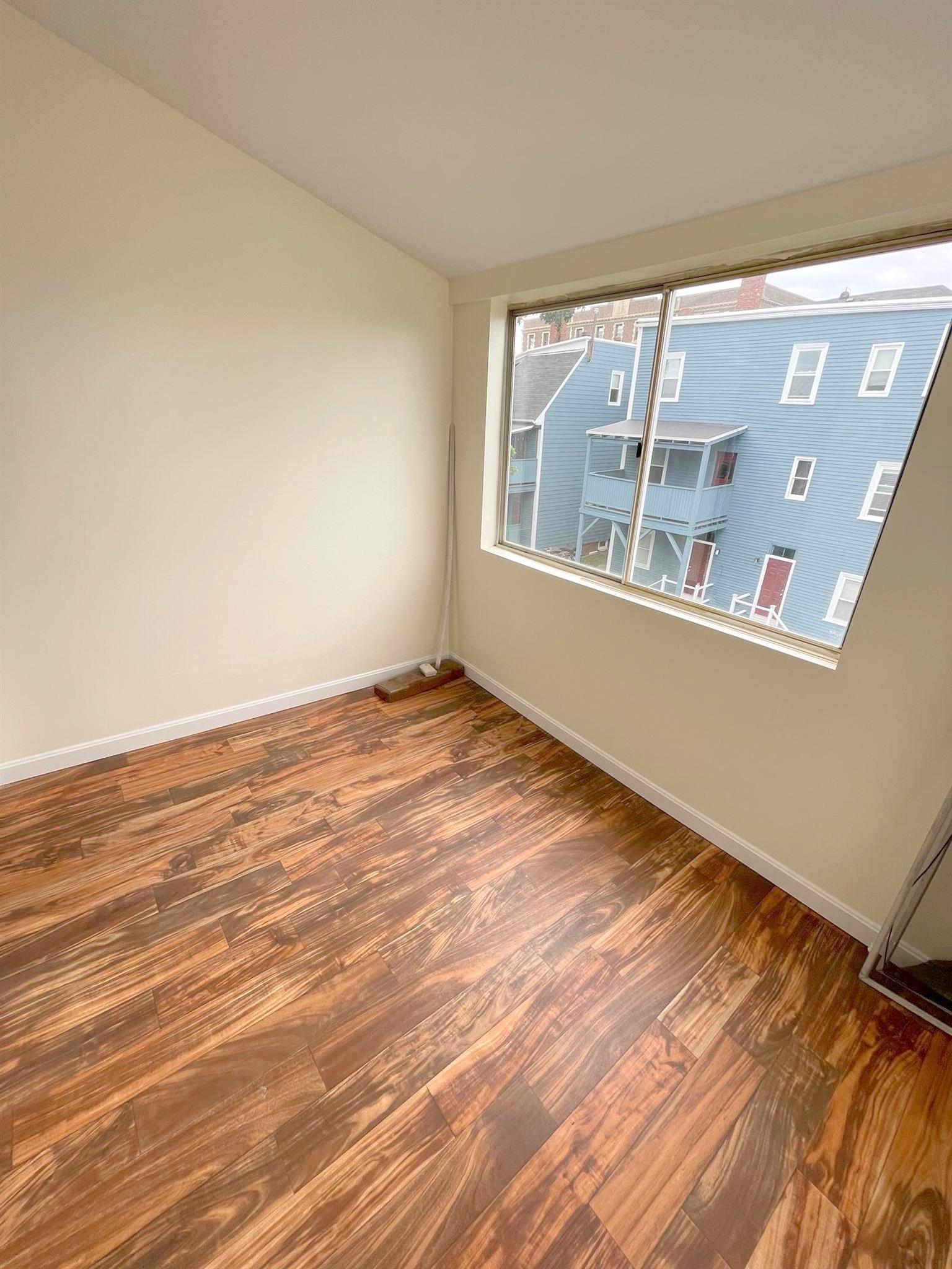 18 Fenwick St, Magoun Square