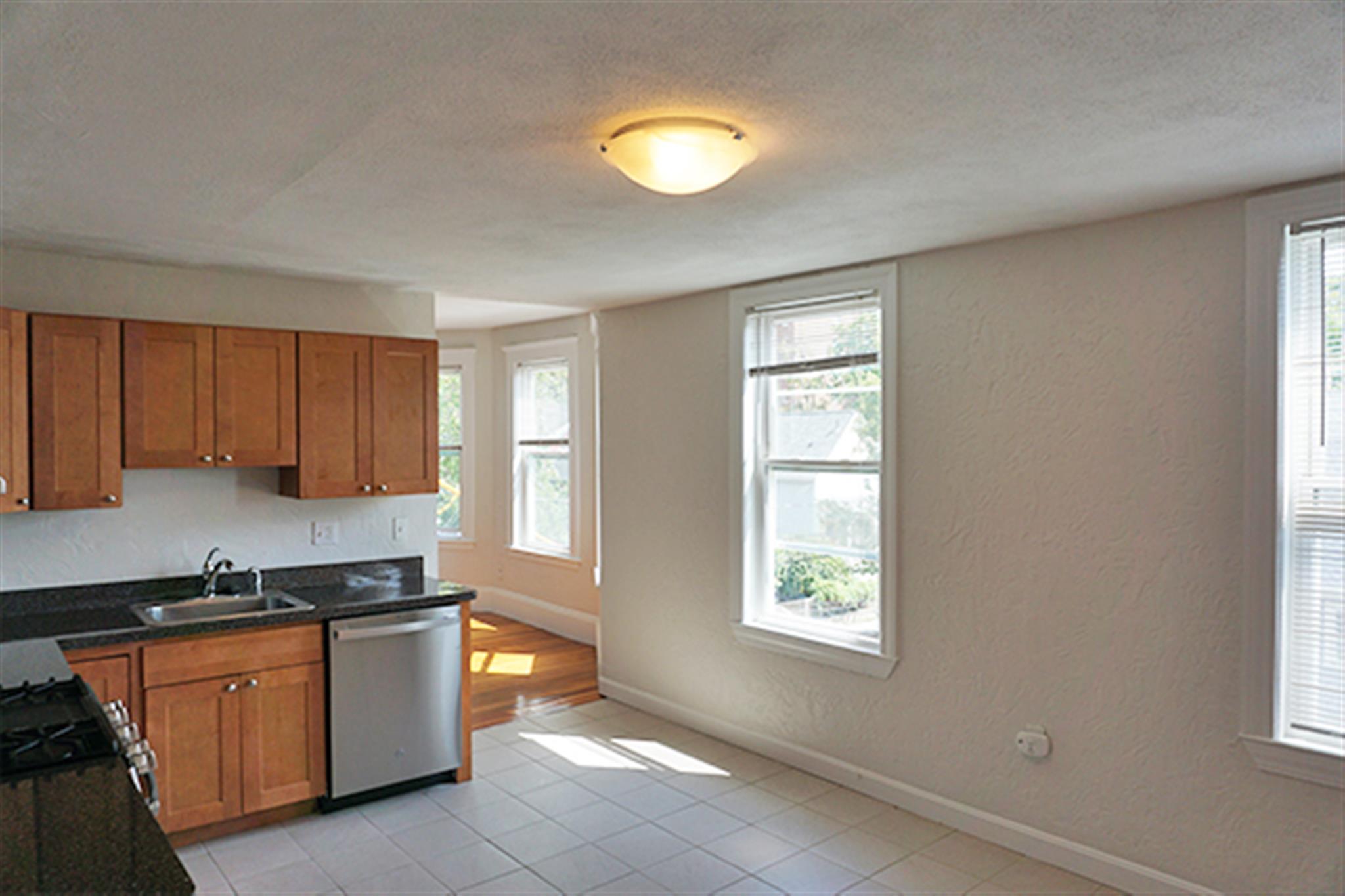 56 Oxford St, Spring Hill