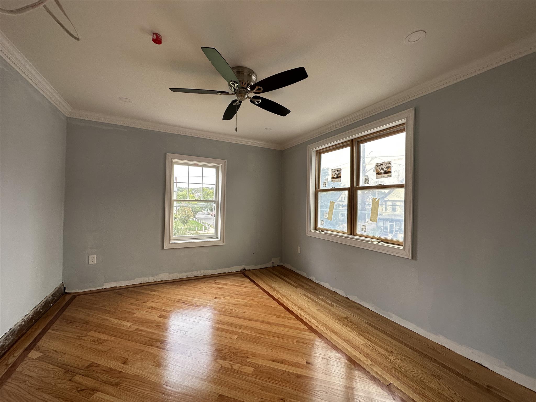 66 Dudley St, Medford