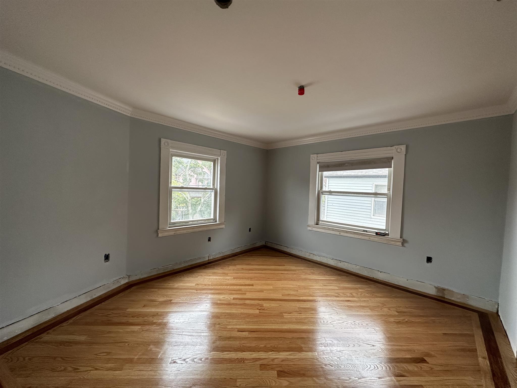 66 Dudley St, Medford