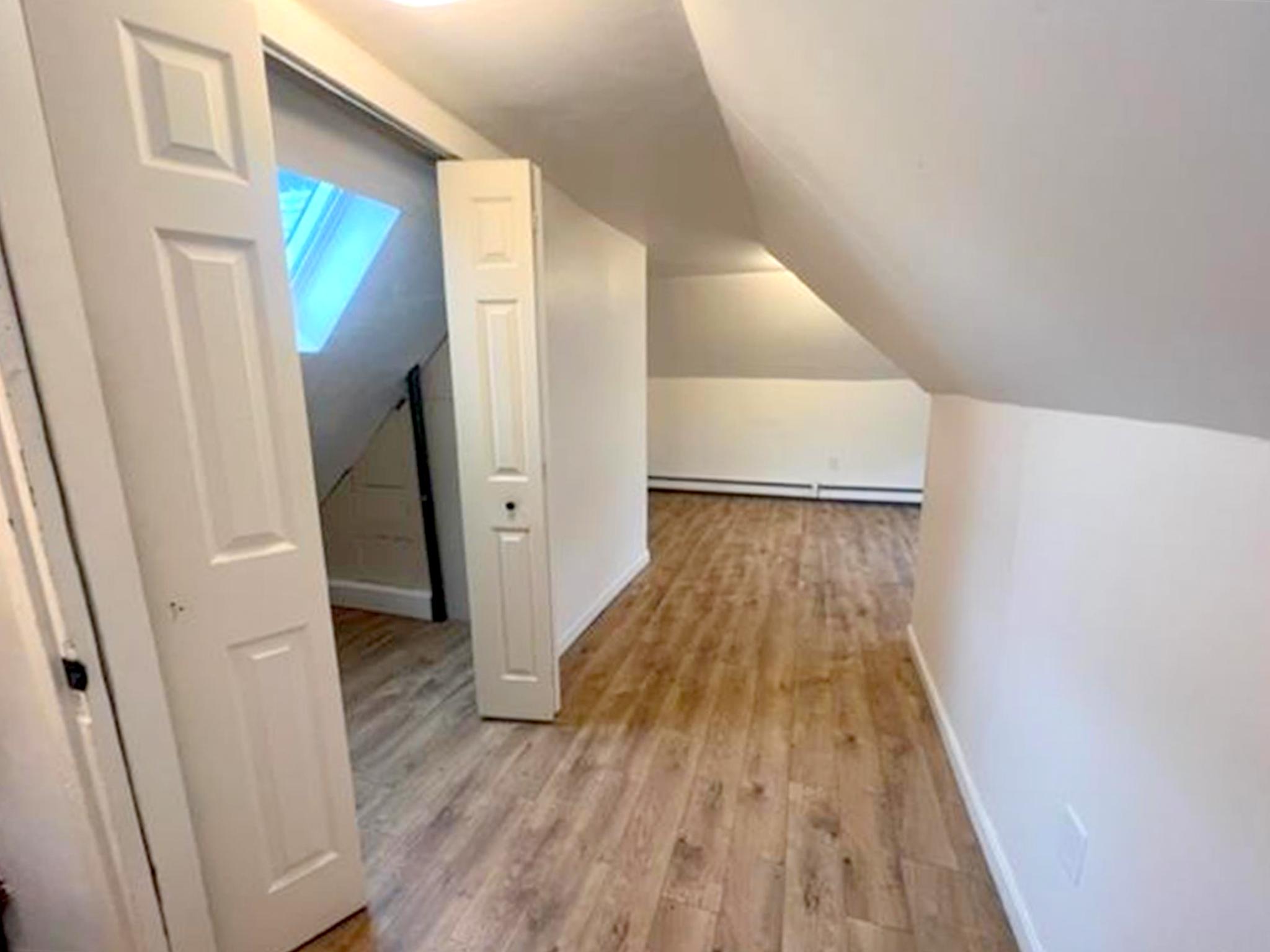 11 James St, Gilman Square