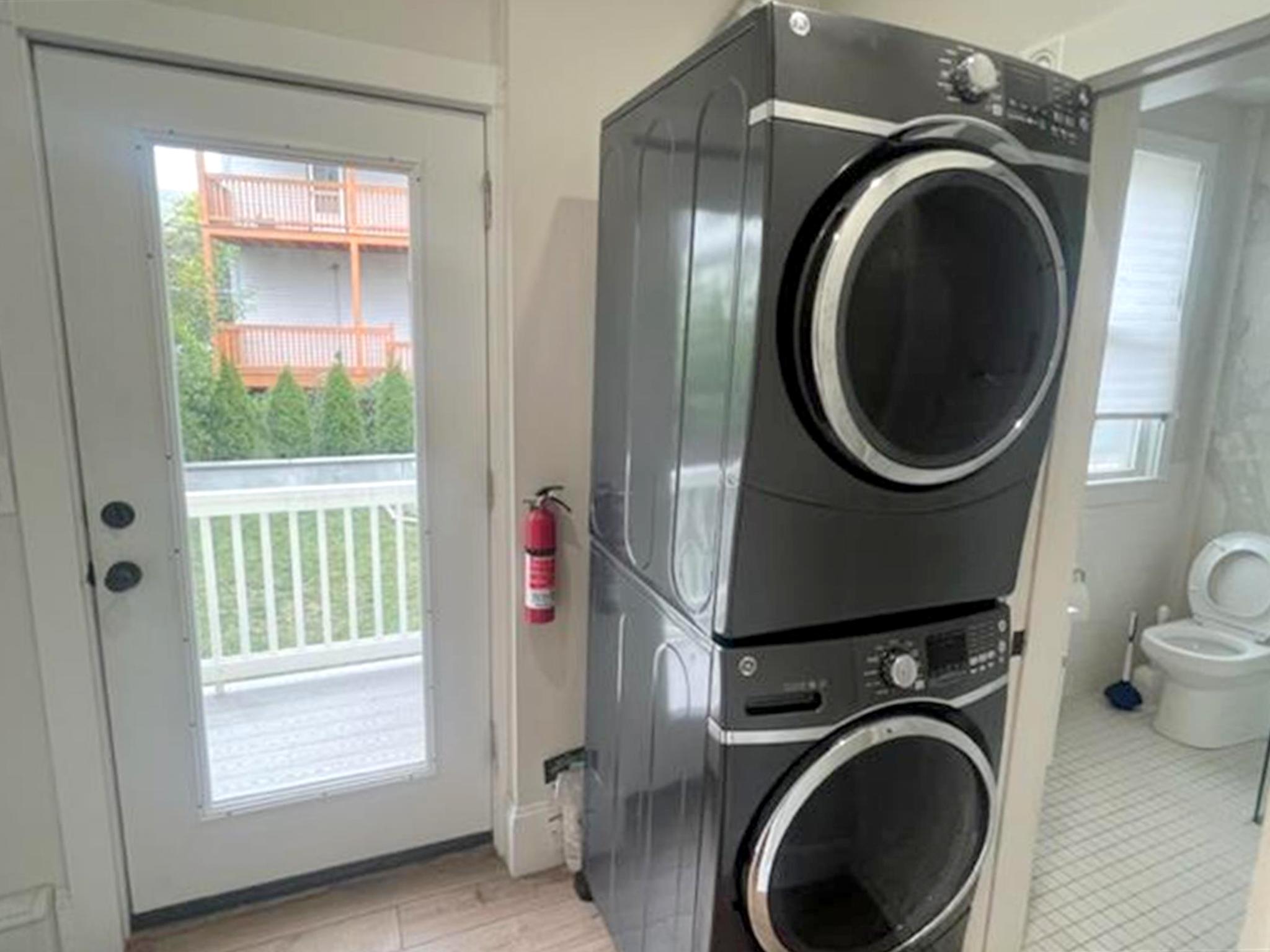 11 James St, Gilman Square