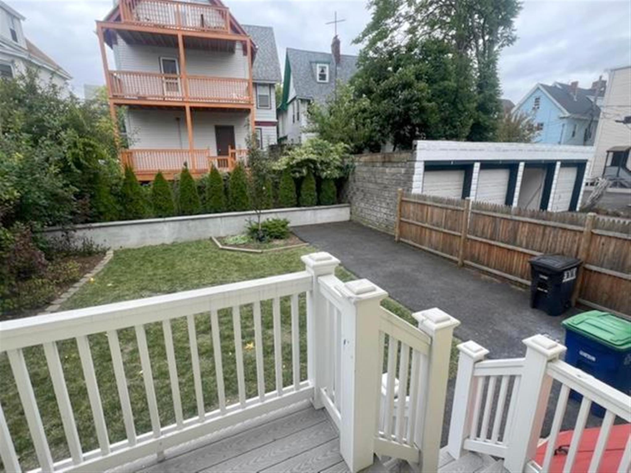 11 James St, Gilman Square