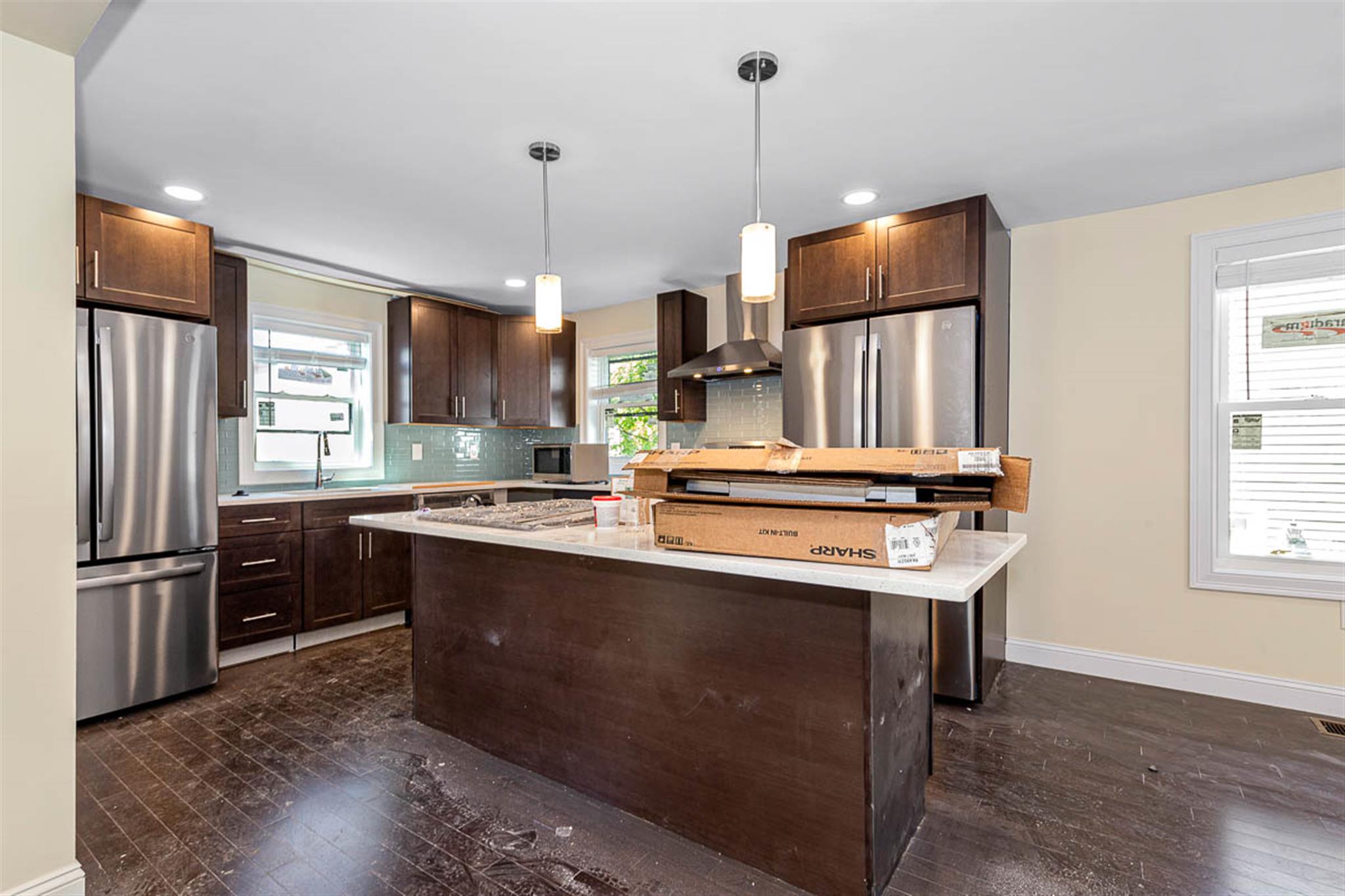 62 Bradbury Ave, Medford