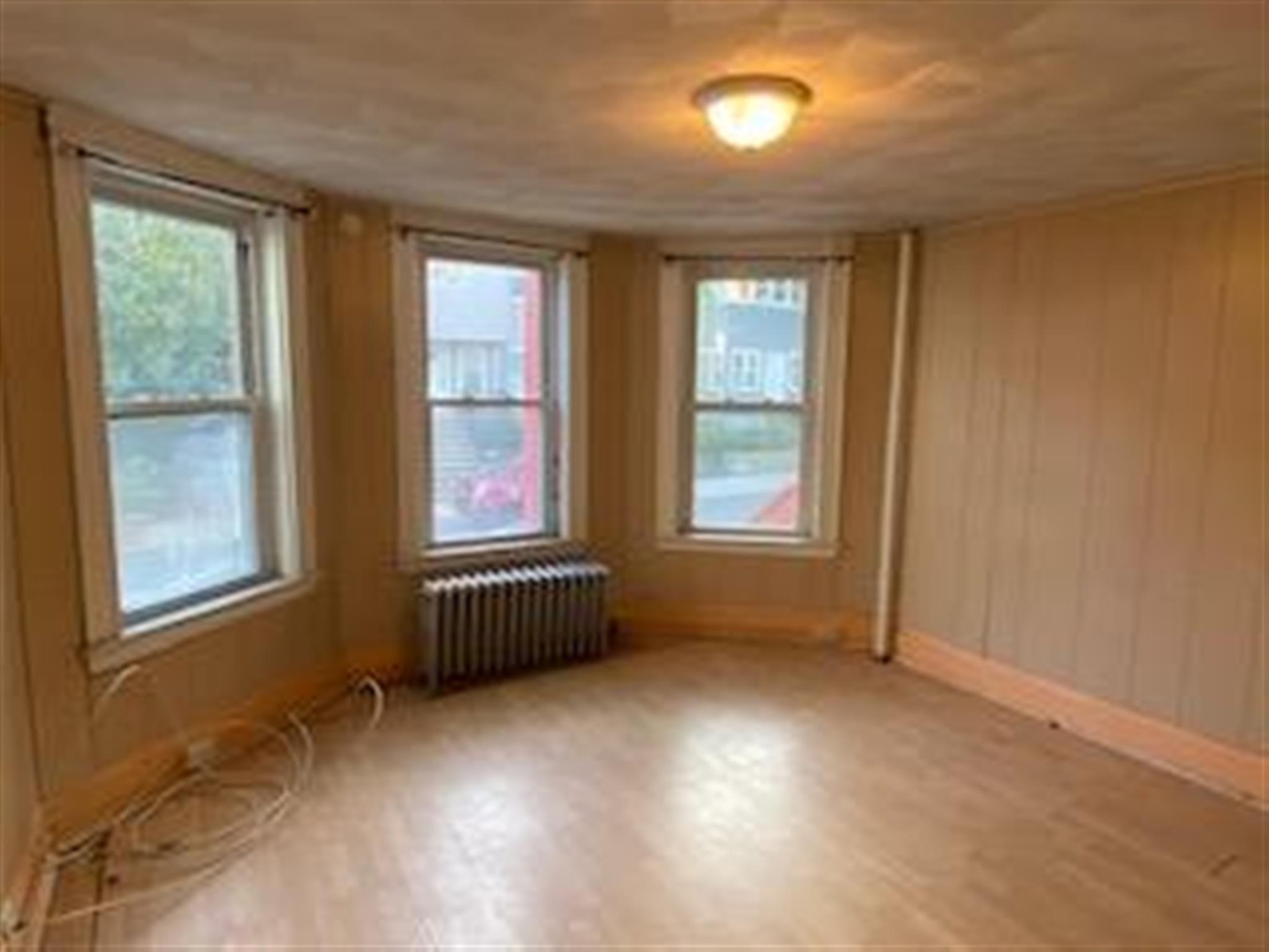 141 Albion St, Davis Square