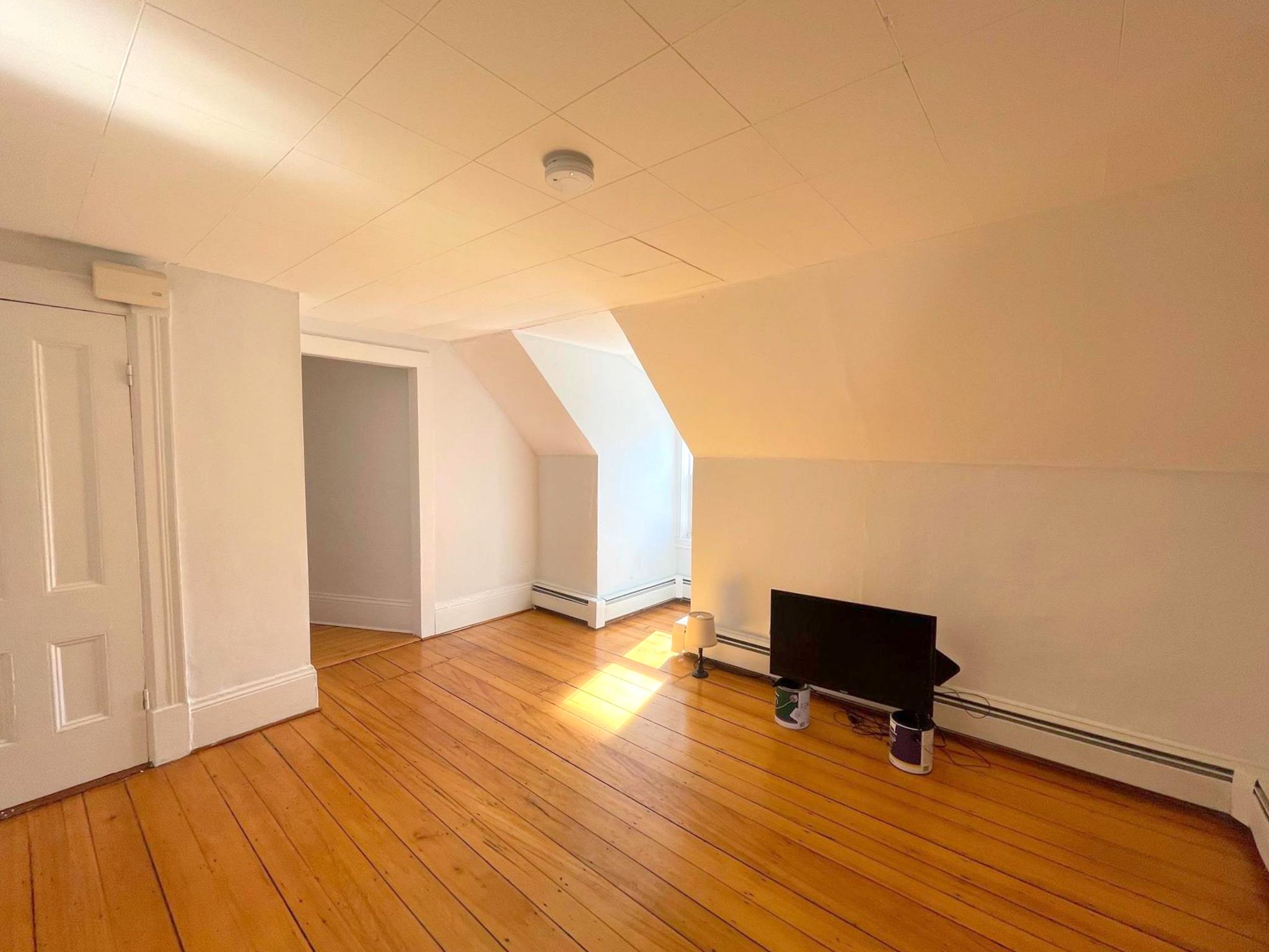 198 Cedar St, Davis Square