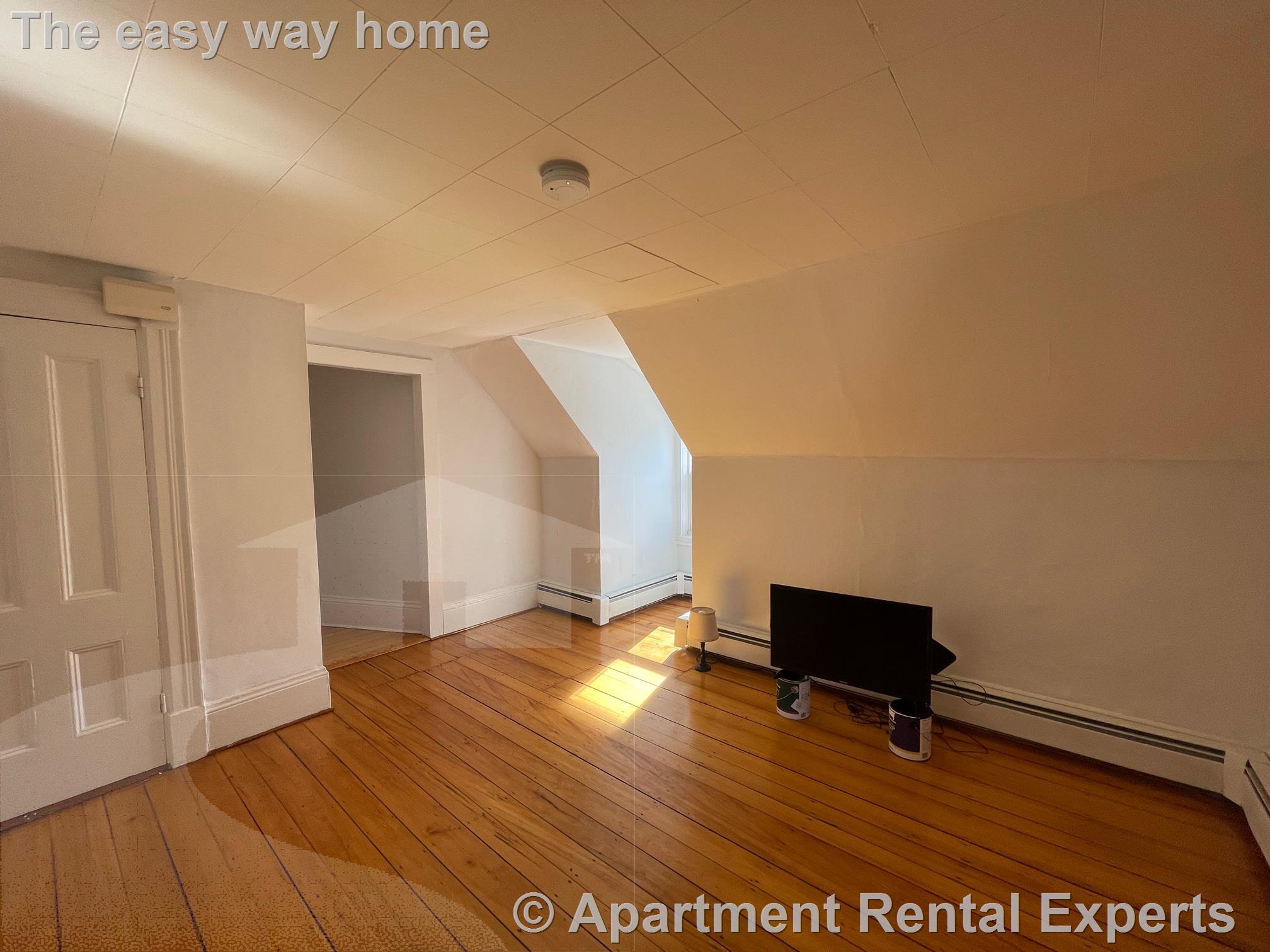 198 Cedar St, Davis Square