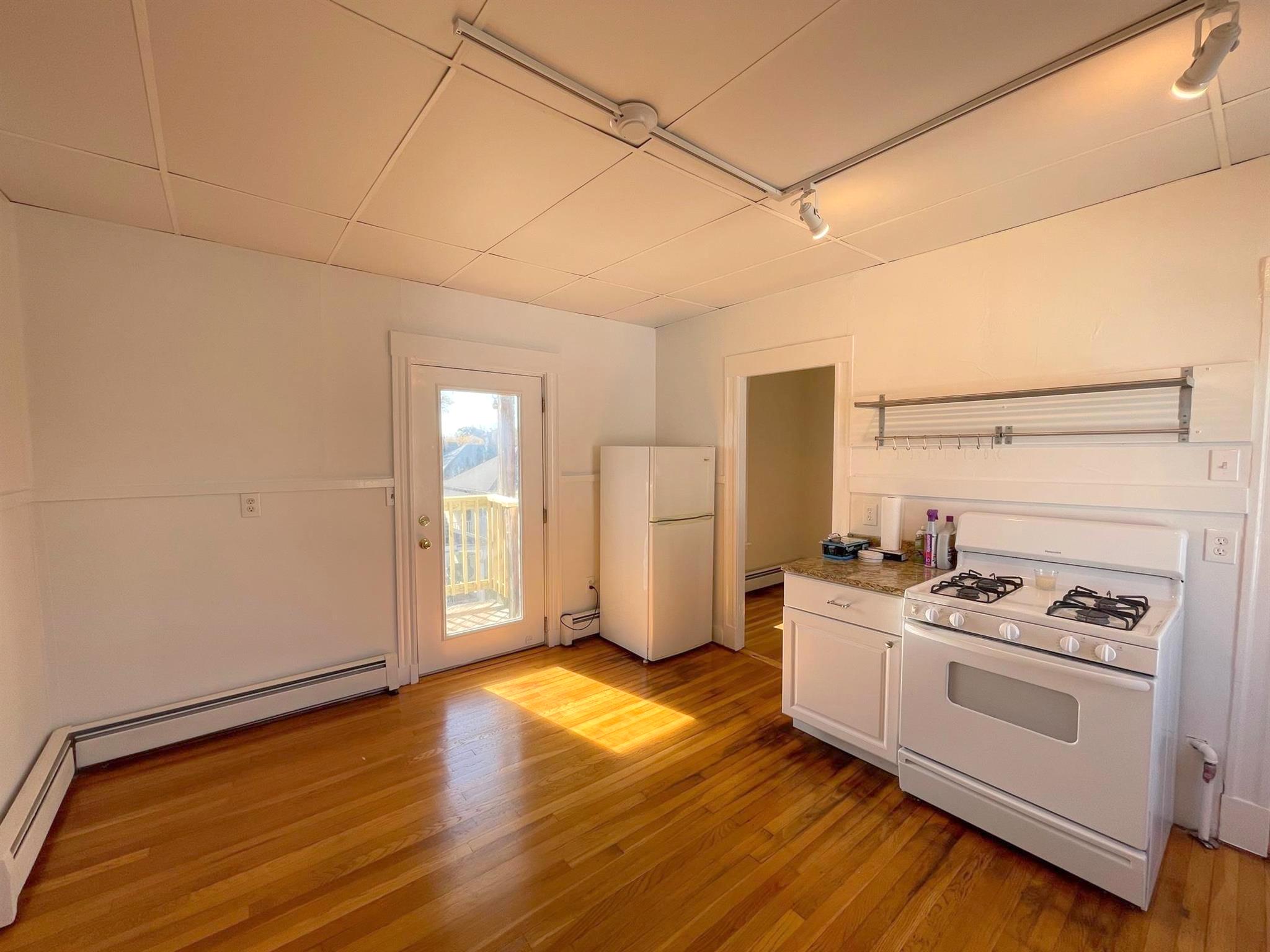 198 Cedar St, Davis Square