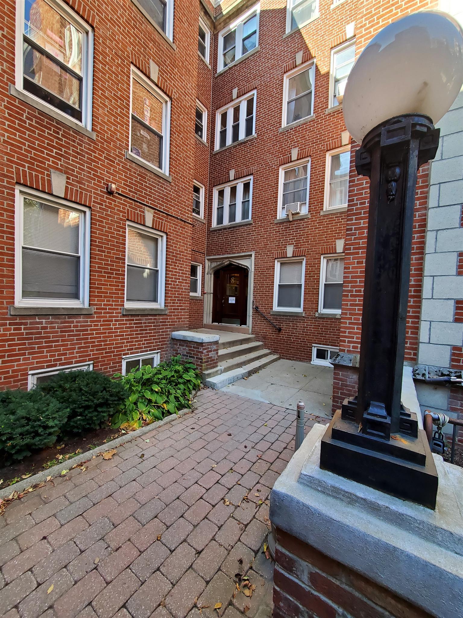 8 Craigie Cir, Harvard Square