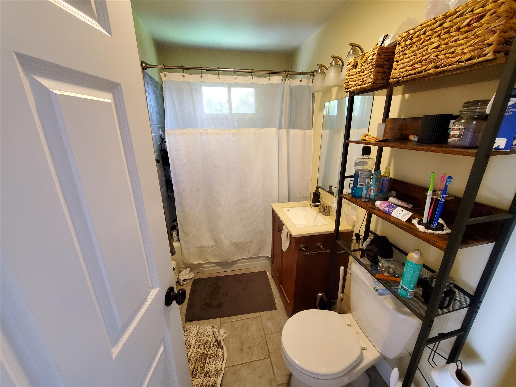 66 Mystic St, Arlington