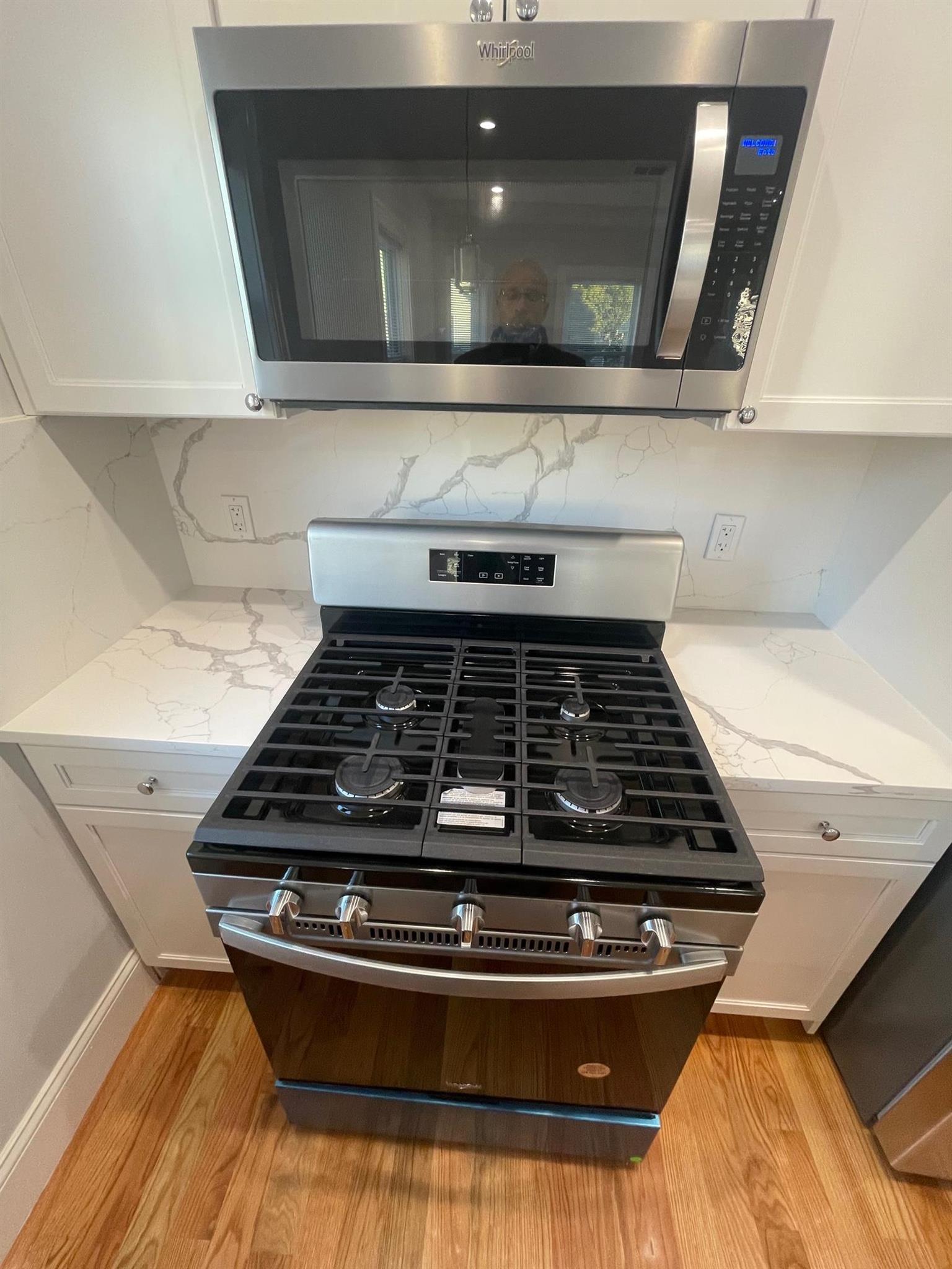 29 Alpine St, Powder House Square