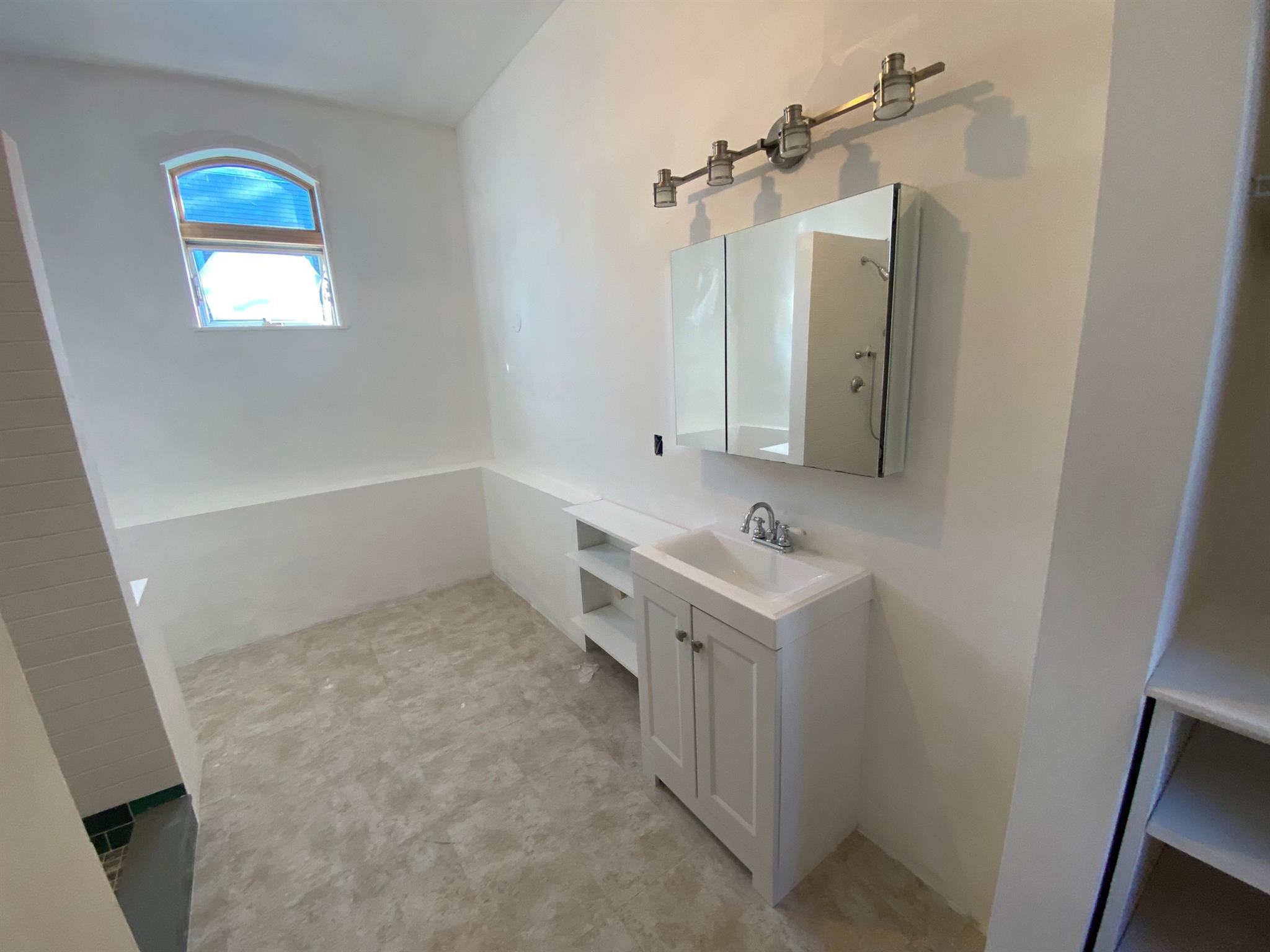 359 Lowell St, Magoun Square