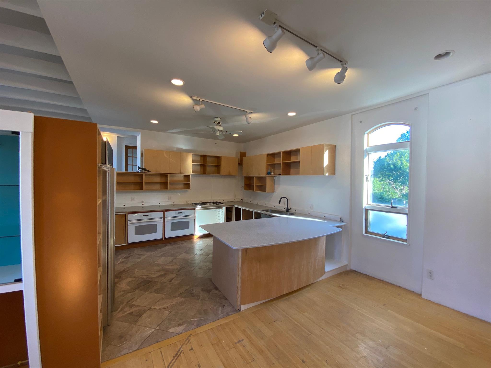 359 Lowell St, Magoun Square