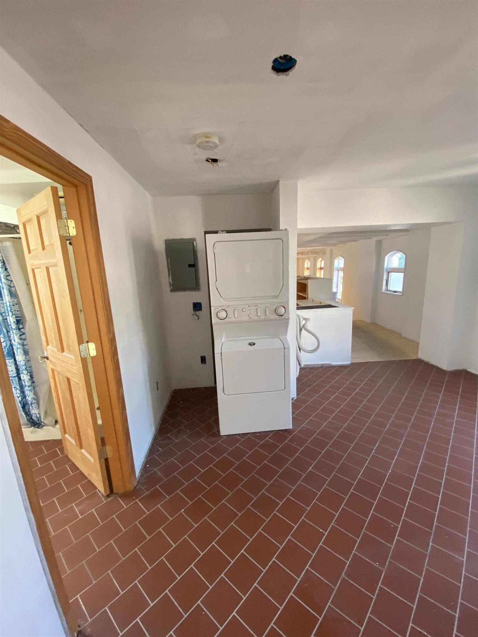 359 Lowell St, Magoun Square