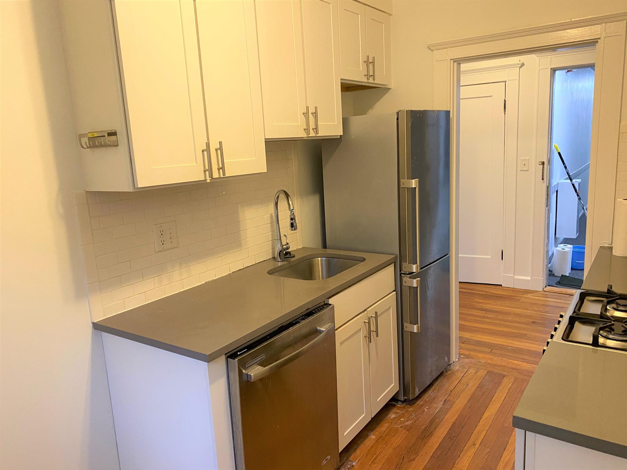 119 Wyoming Ave, Oak Grove - Pine Banks