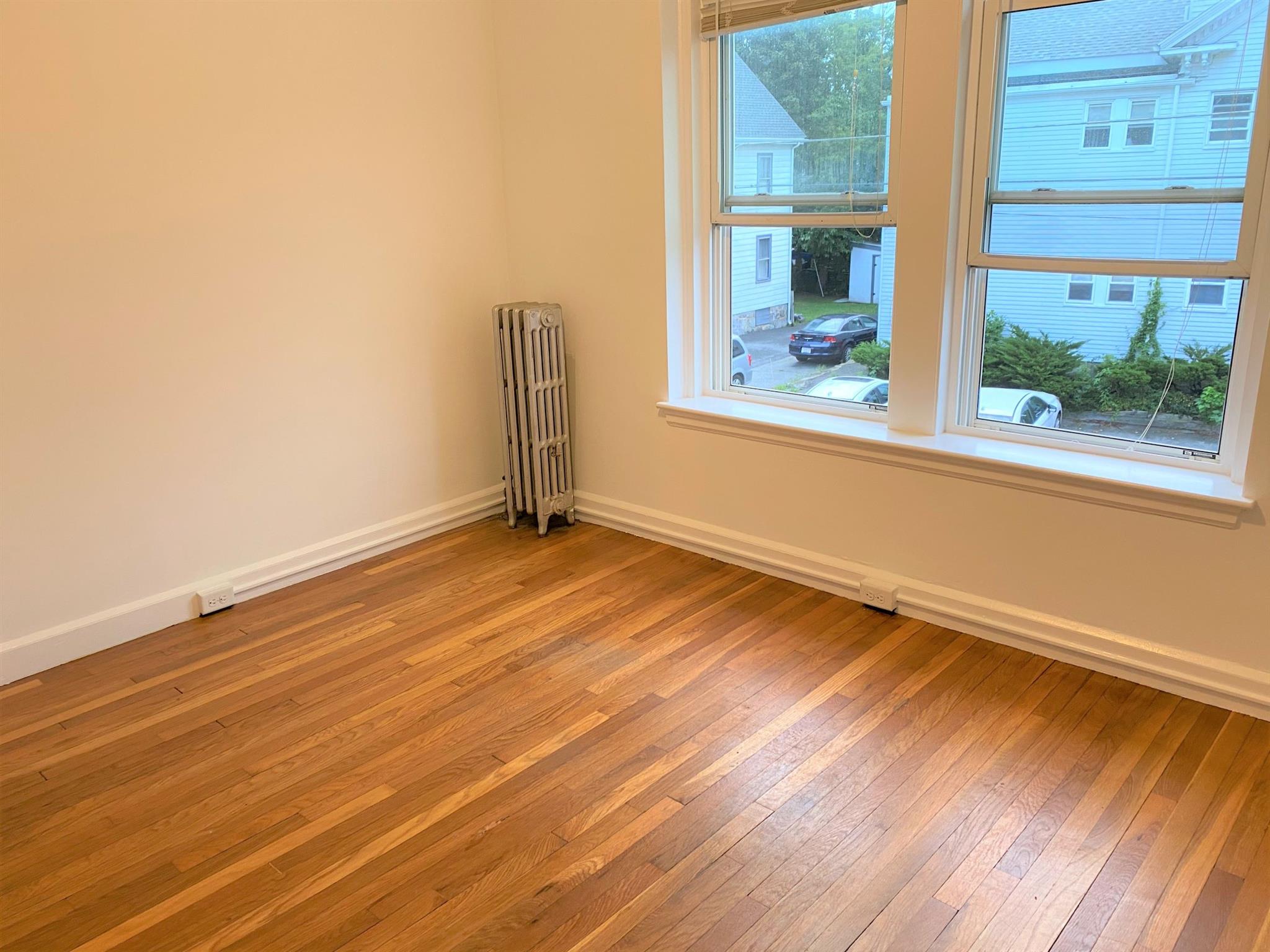 119 Wyoming Ave, Oak Grove - Pine Banks