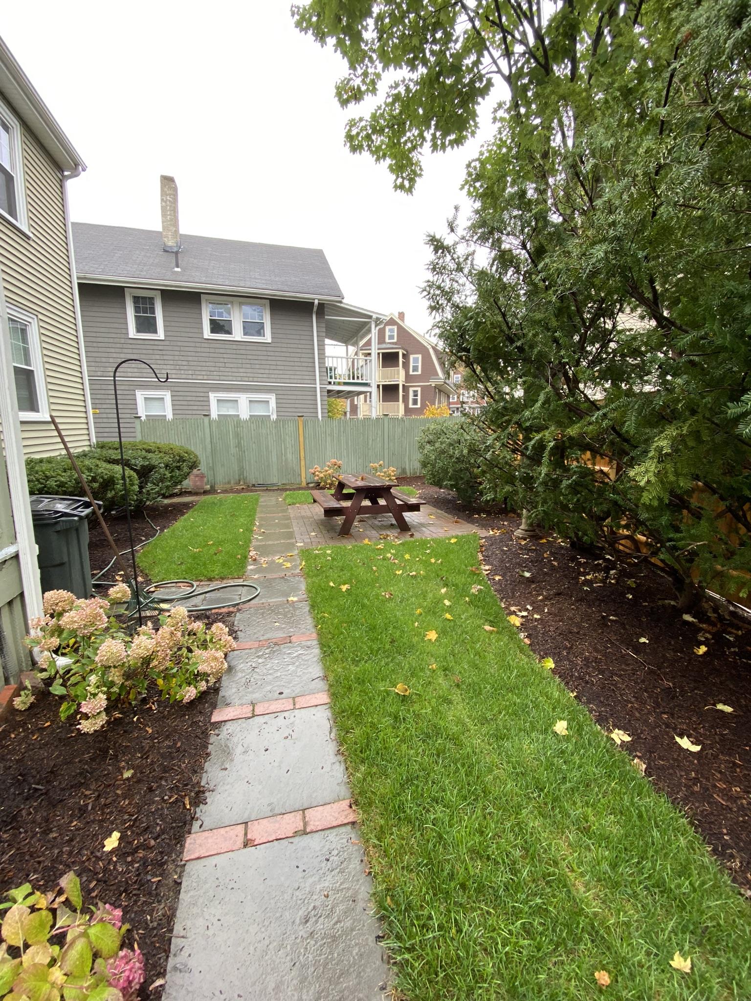 15 Grove St, Belmont Center