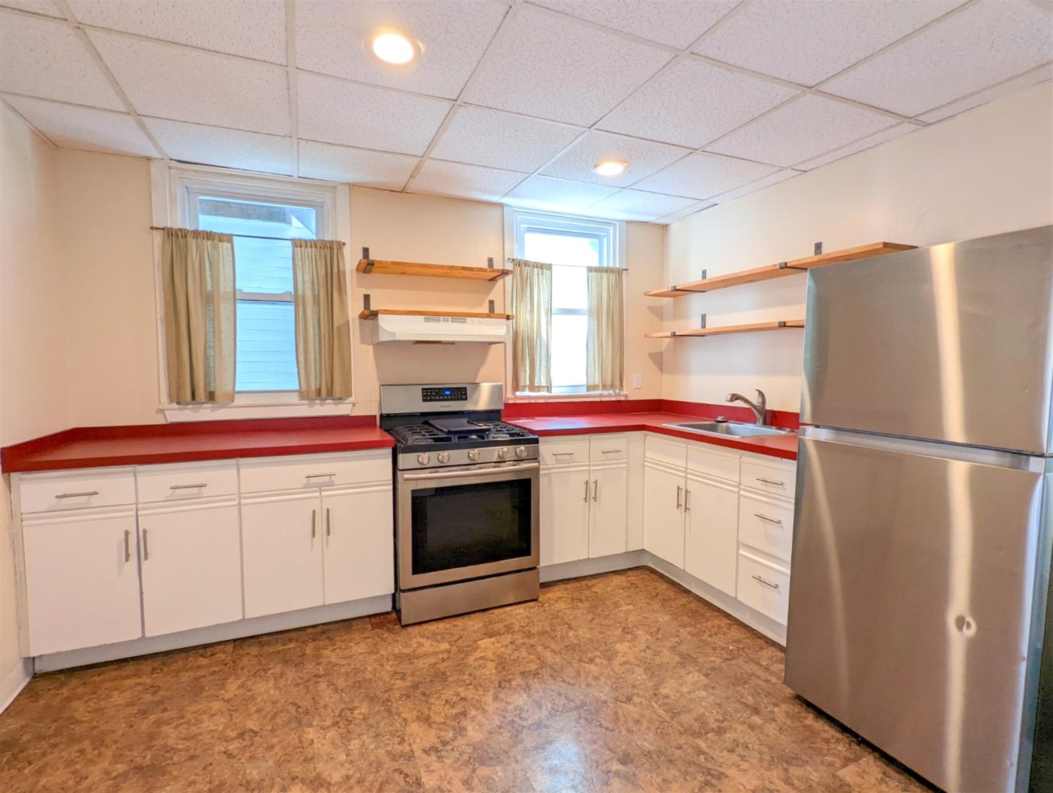 326 Somerville Ave, Union Square