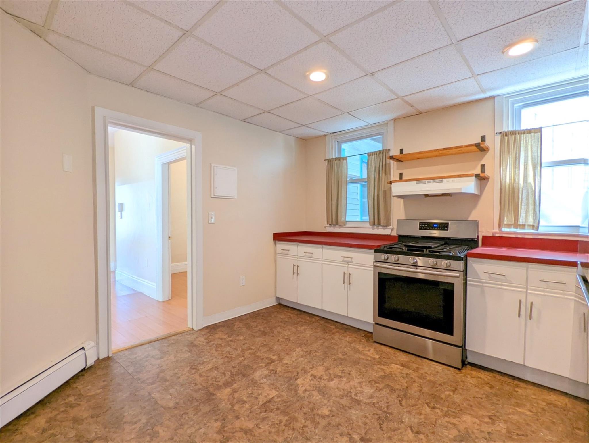 326 Somerville Ave, Union Square