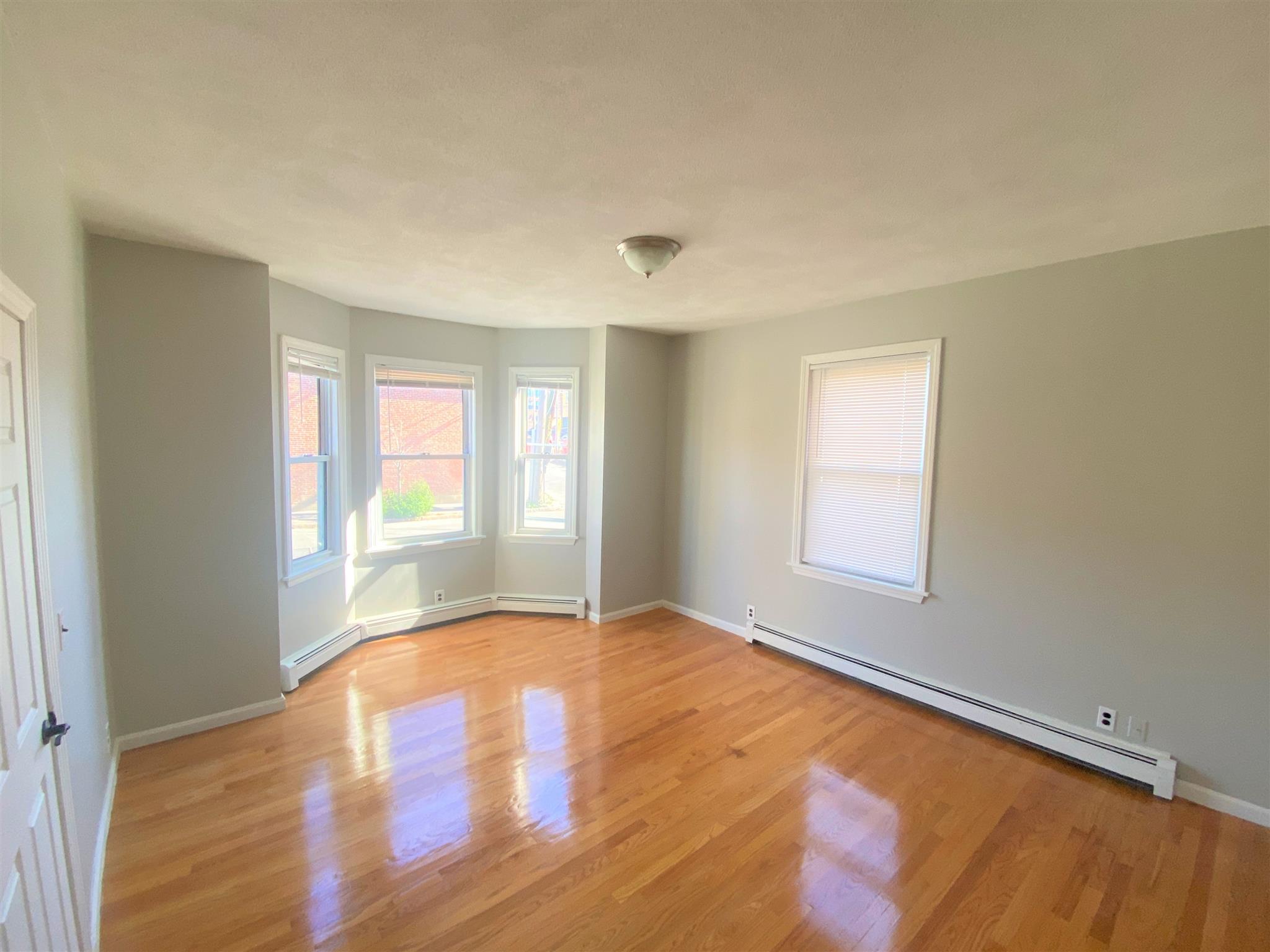 63 Webster Ave, Union Square