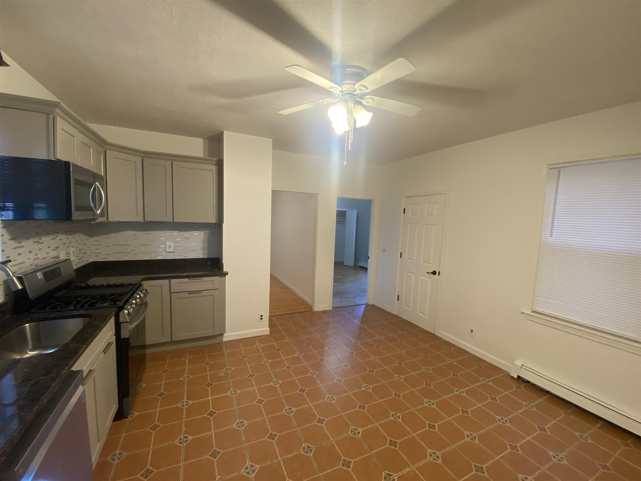 63 Webster Ave, Union Square