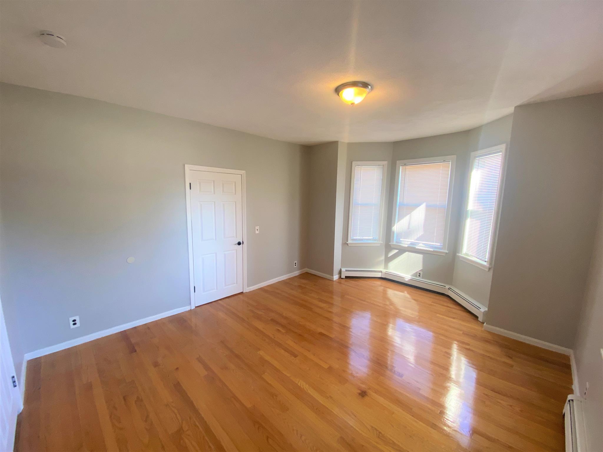 63 Webster Ave, Union Square