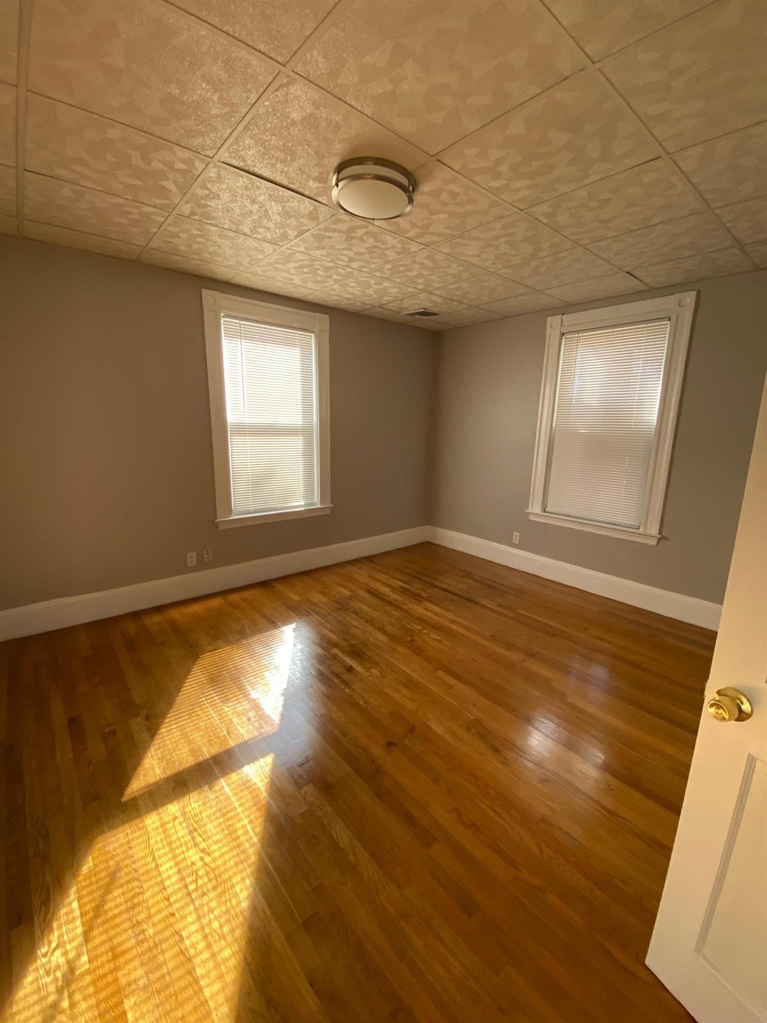 31 Myrtle Ave, Mid Cambridge