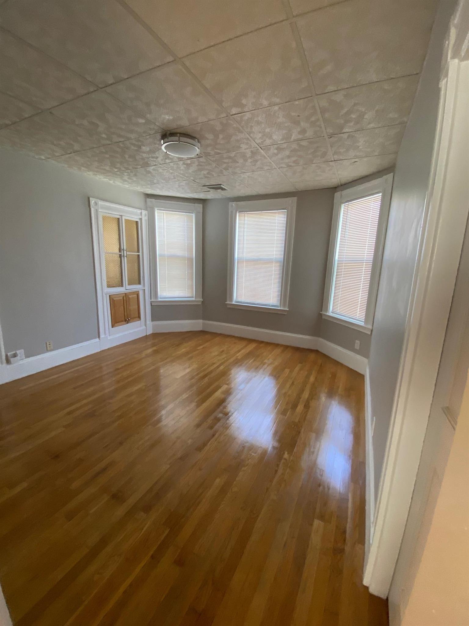 31 Myrtle Ave, Mid Cambridge