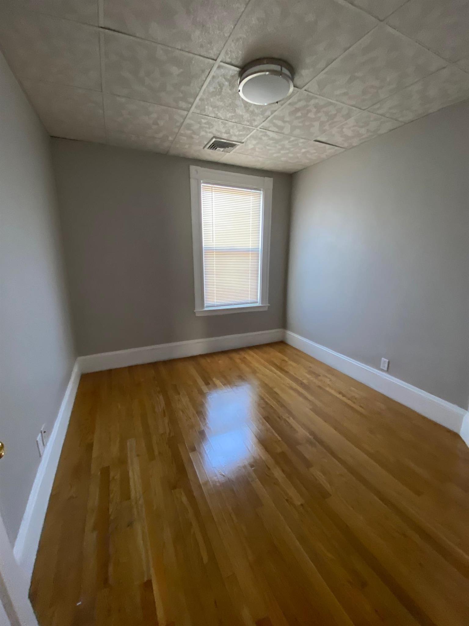 31 Myrtle Ave, Mid Cambridge