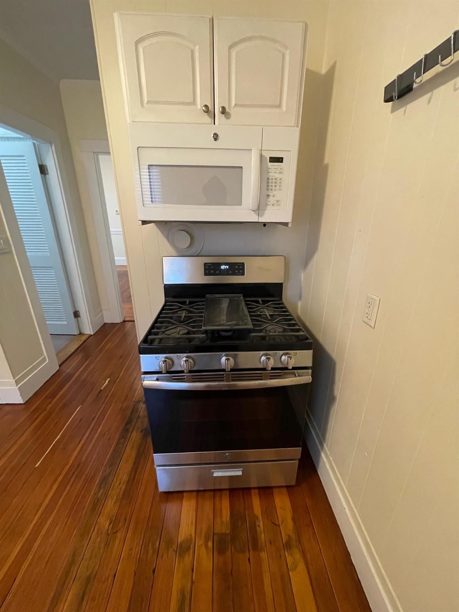 153 Willow Ave, Davis Square