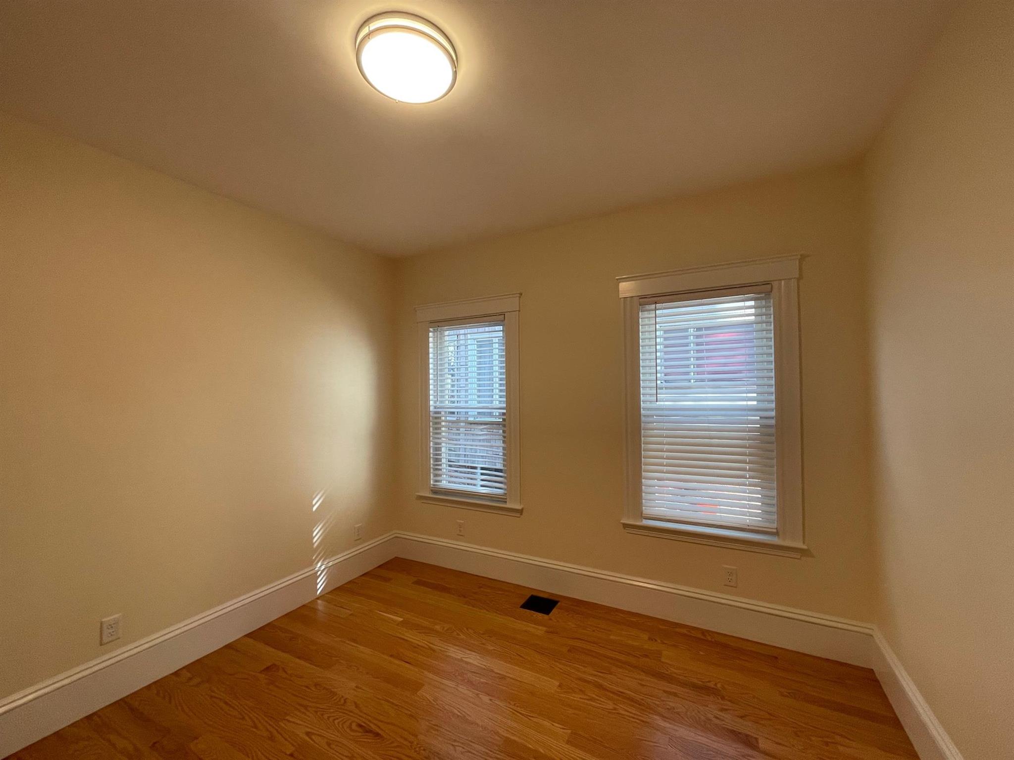 153 Willow Ave, Davis Square