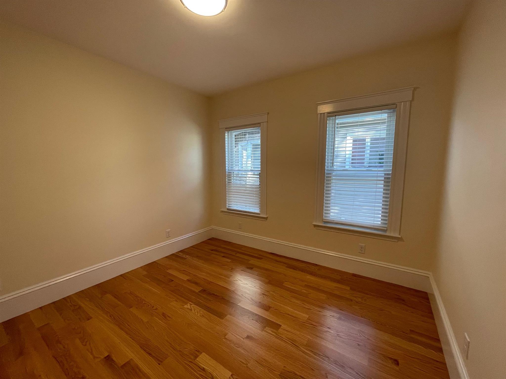 153 Willow Ave, Davis Square