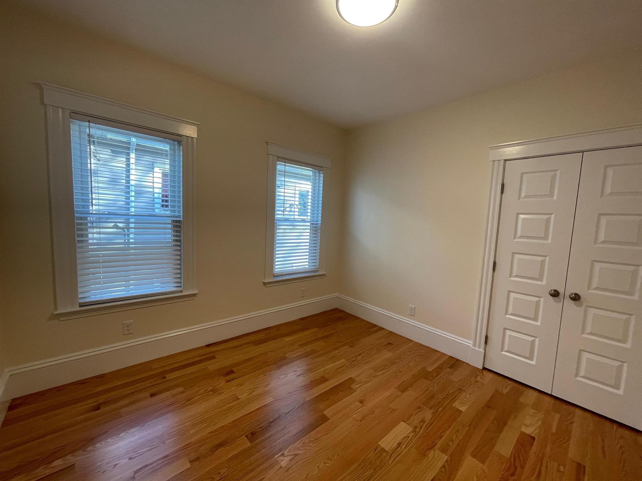 153 Willow Ave, Davis Square