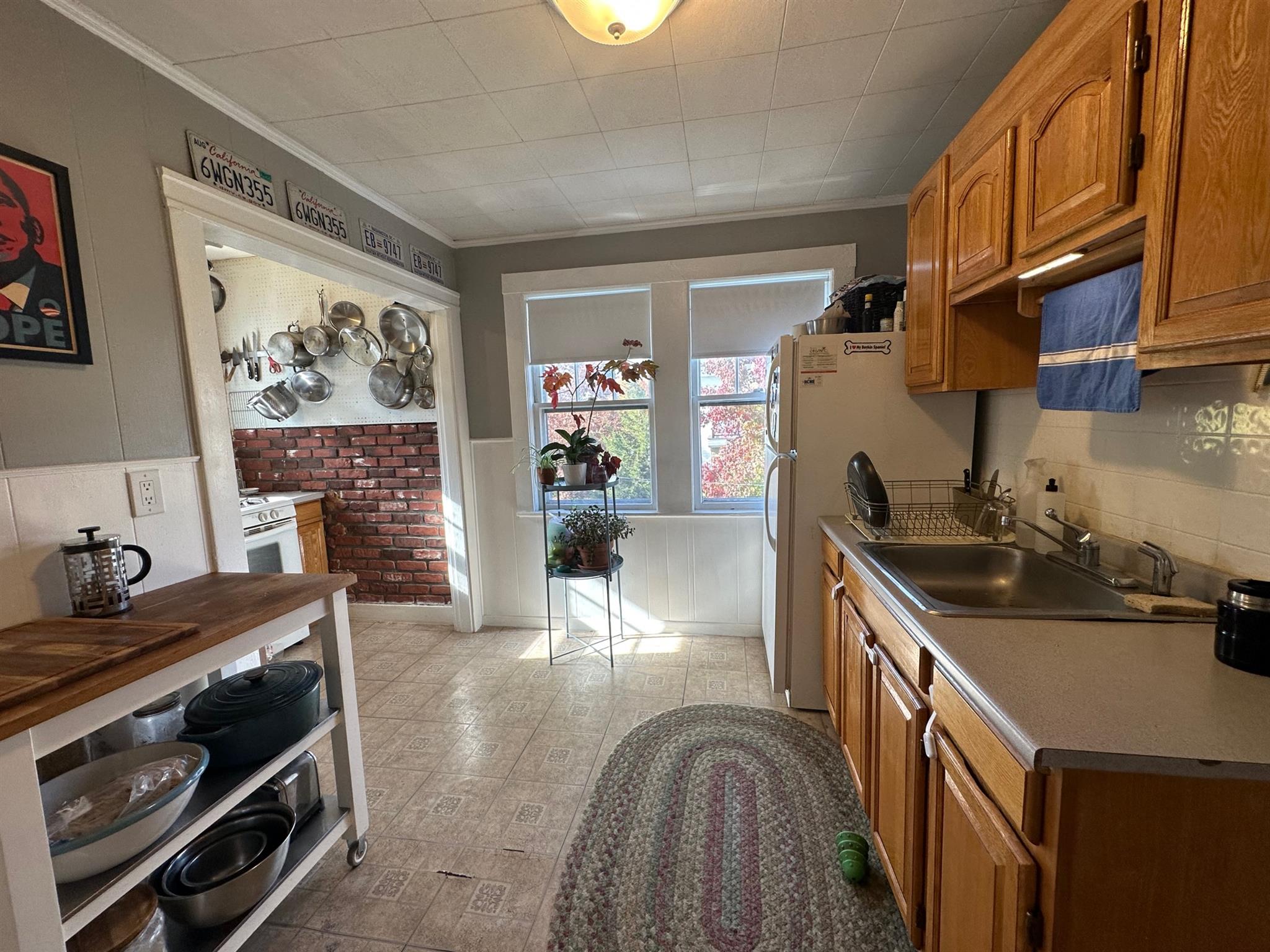 74 Cotting St, Medford