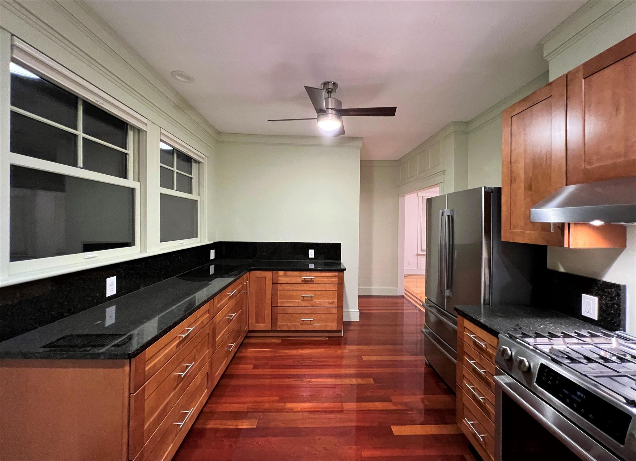 40 Laurel St, Spring Hill