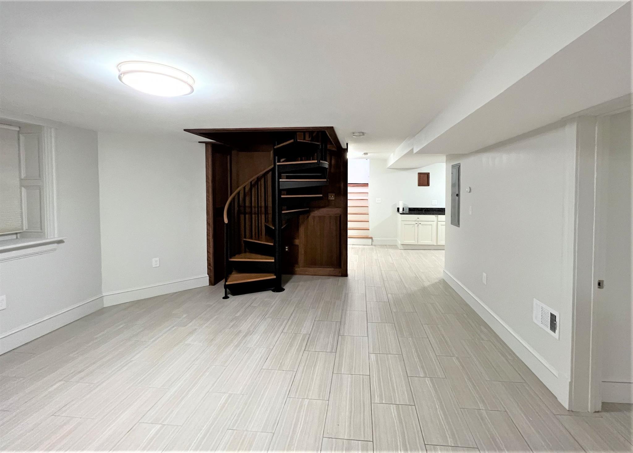 40 Laurel St, Spring Hill