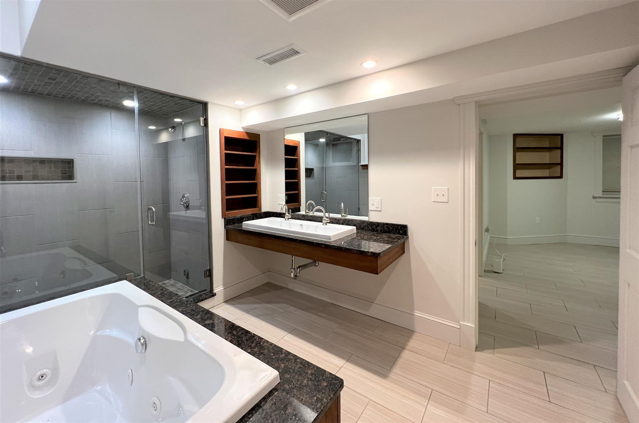 40 Laurel St, Spring Hill