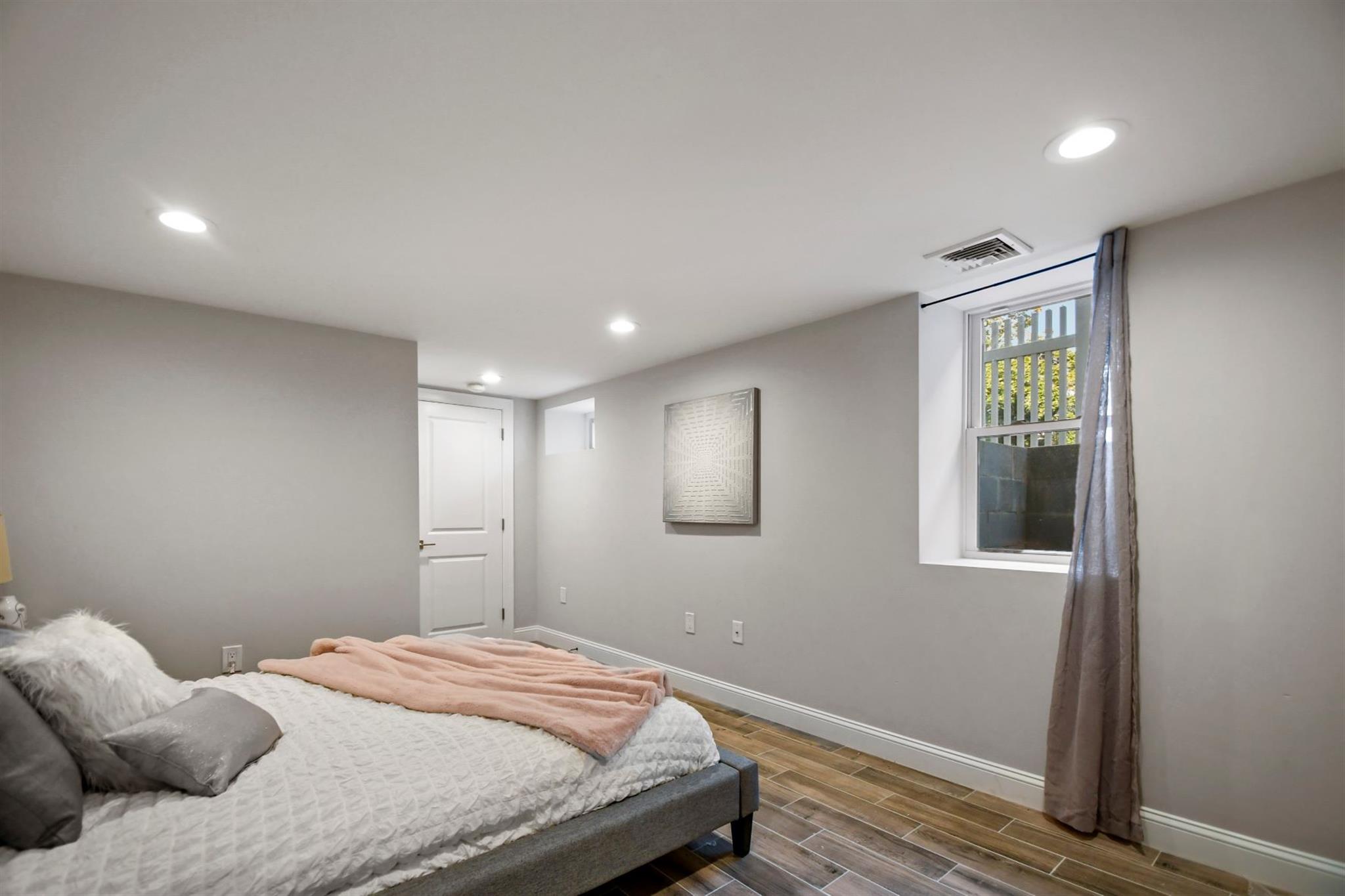 78 Massachusetts Ave, Arlington