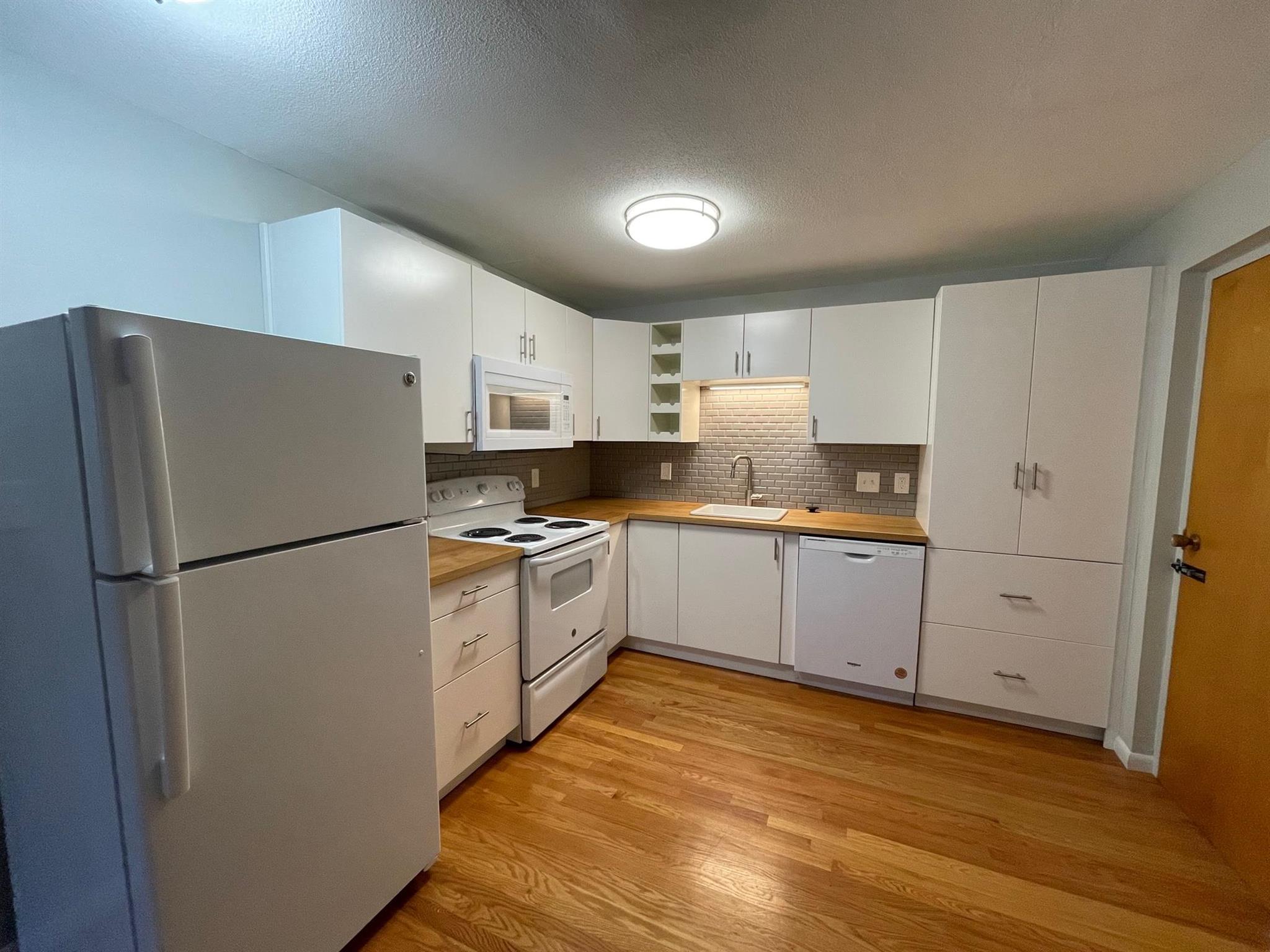 262 School St, Winter Hill