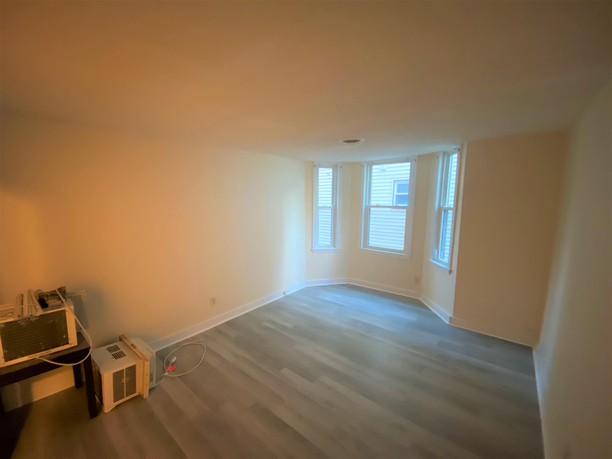 99 Norfolk St, Central Square