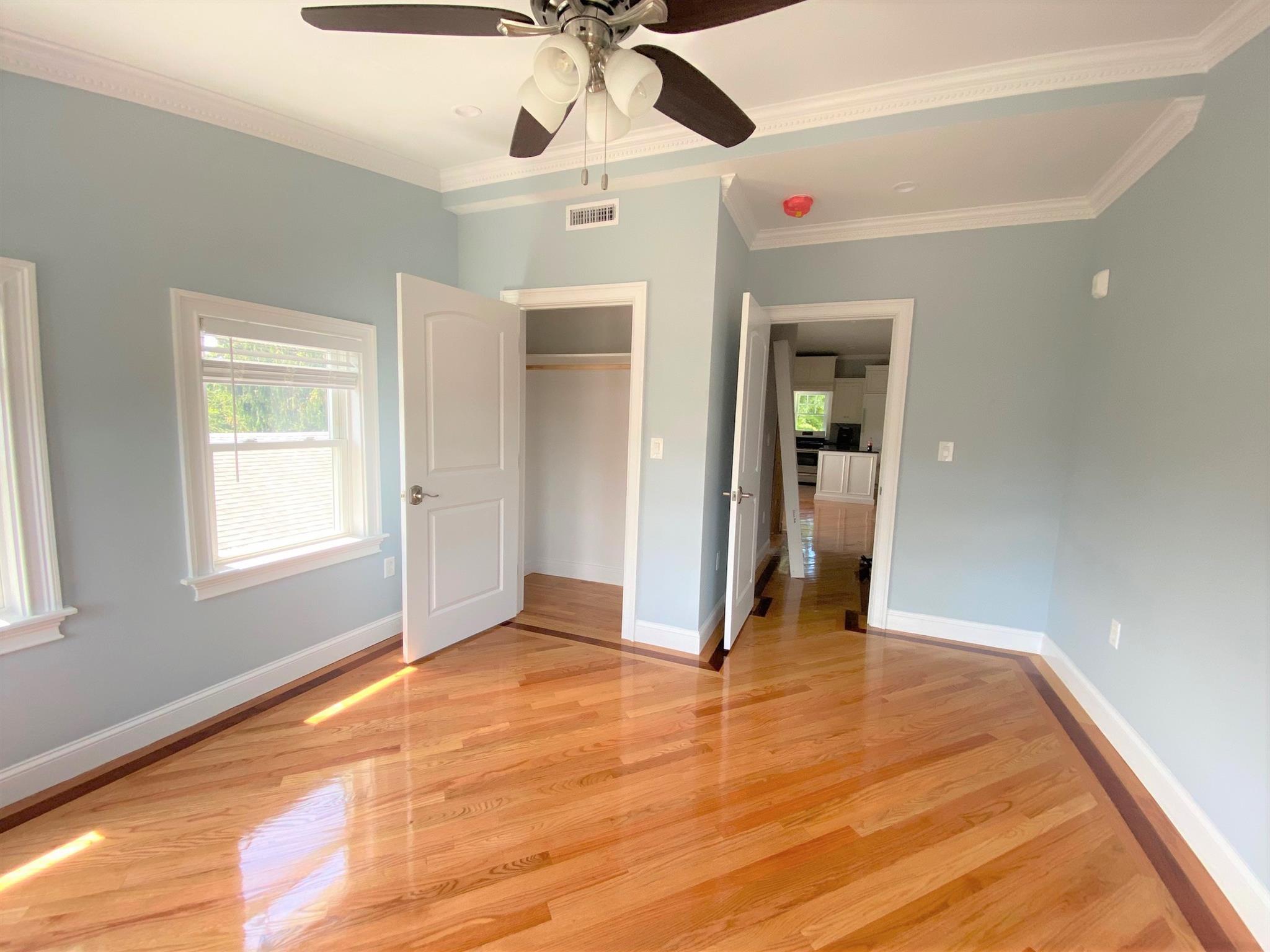 66 Dudley St, Medford