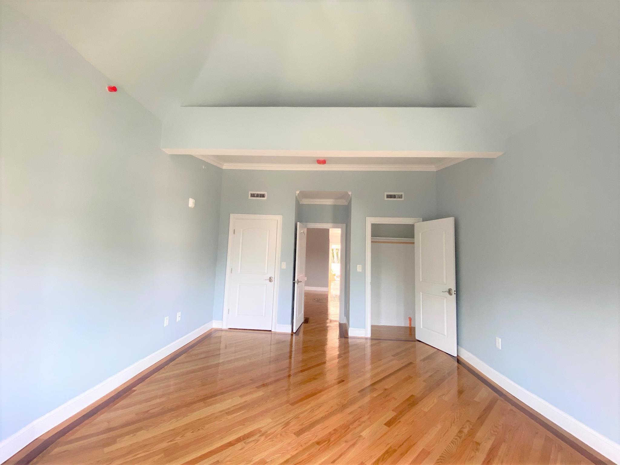 66 Dudley St, Medford