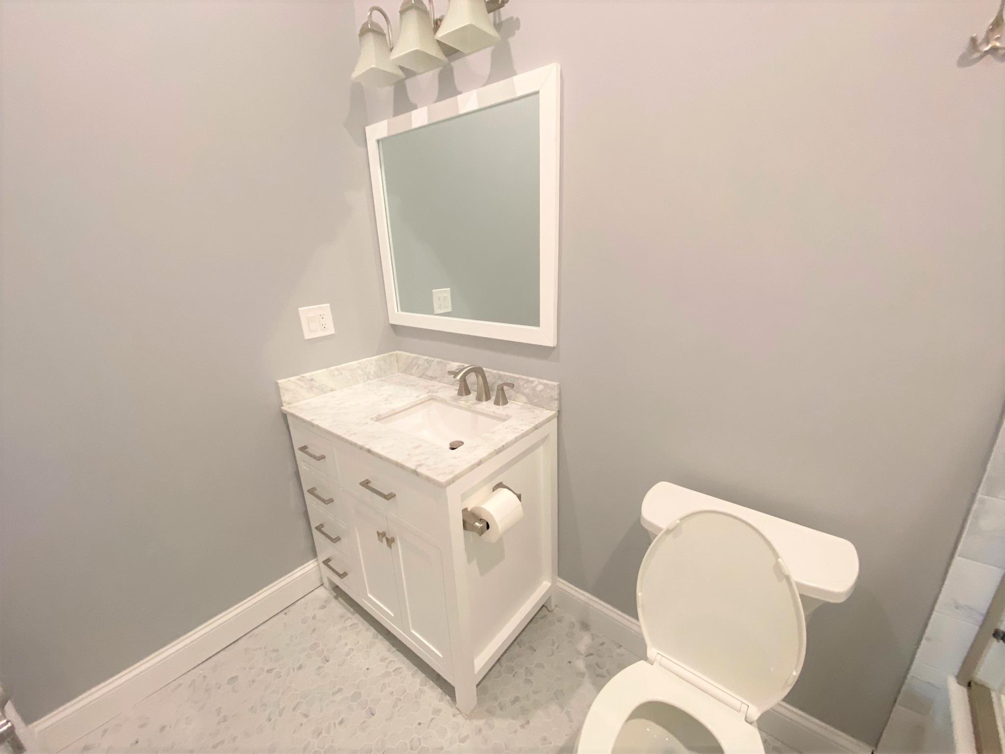 66 Dudley St, Medford