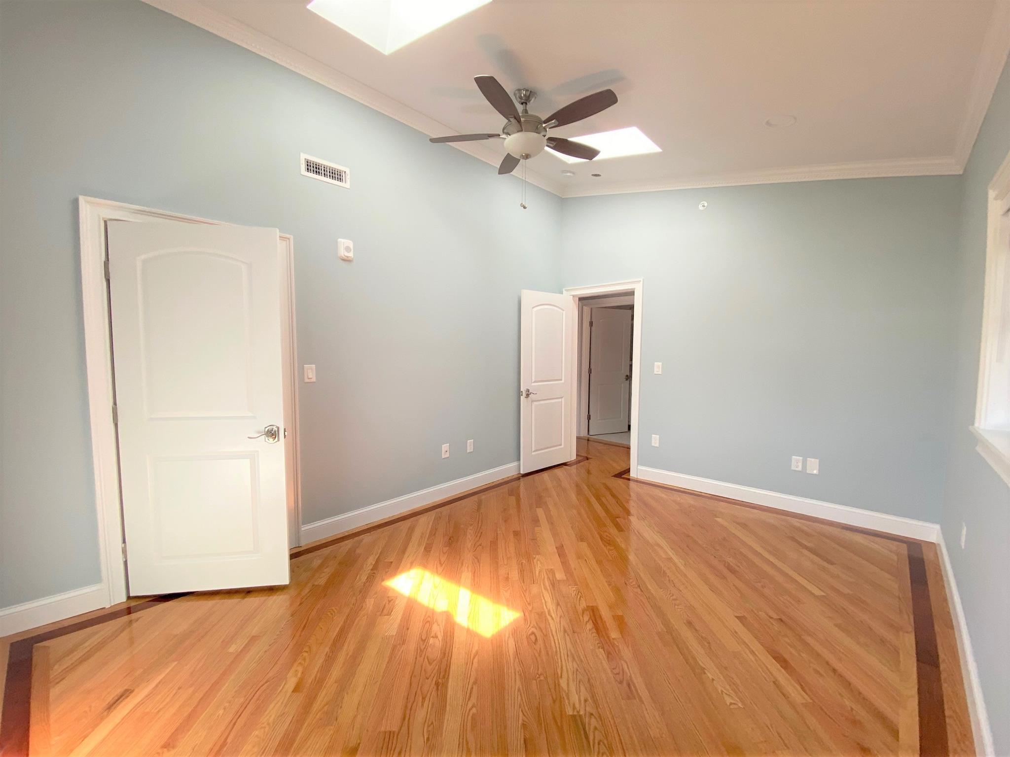 66 Dudley St, Medford