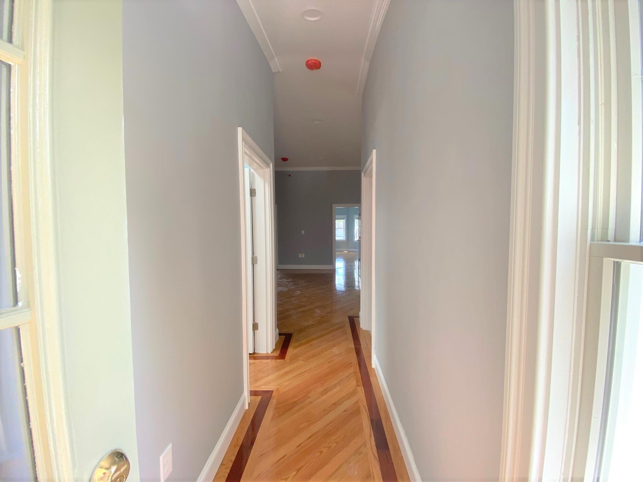 66 Dudley St, Medford