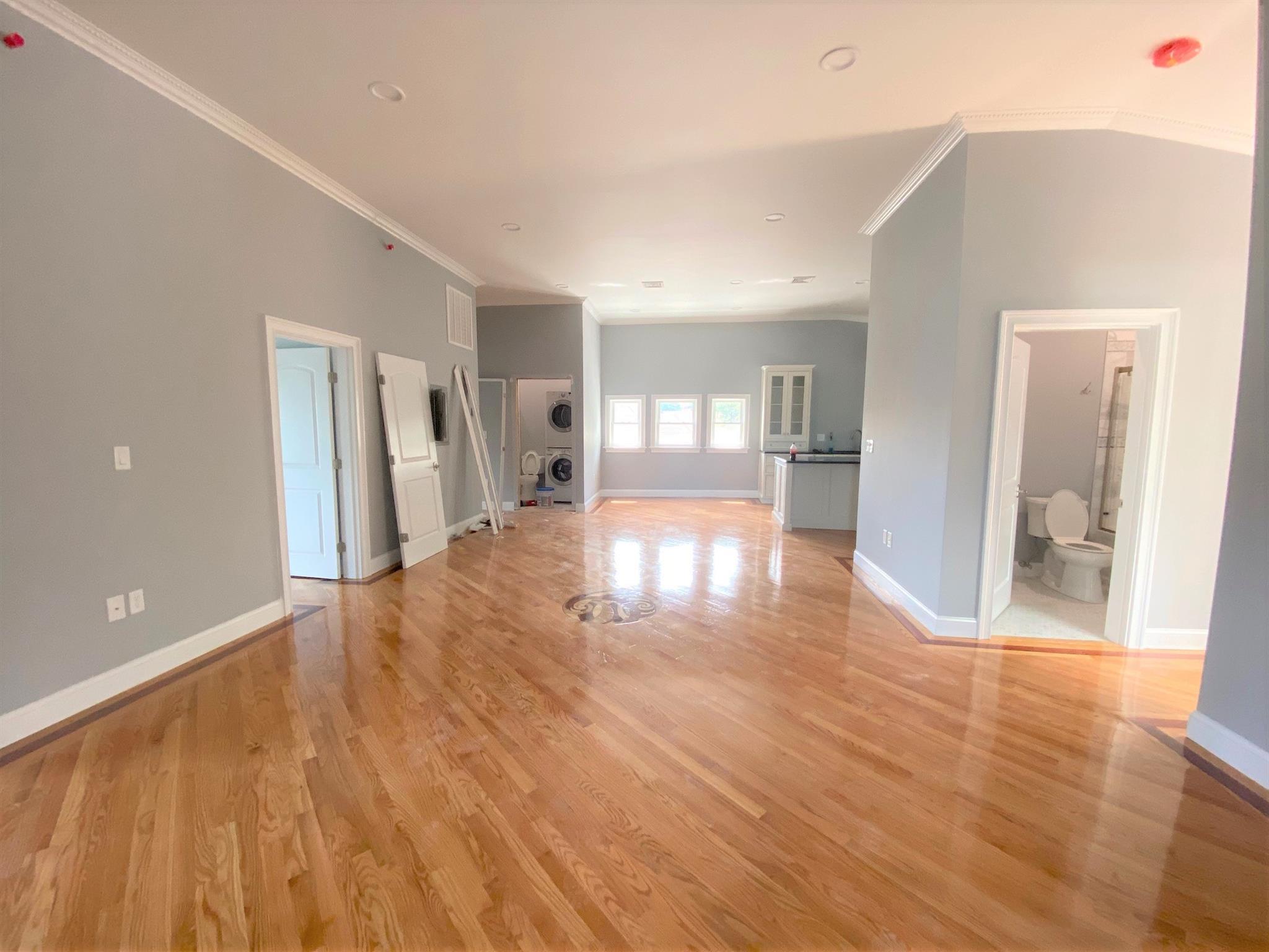 66 Dudley St, Medford