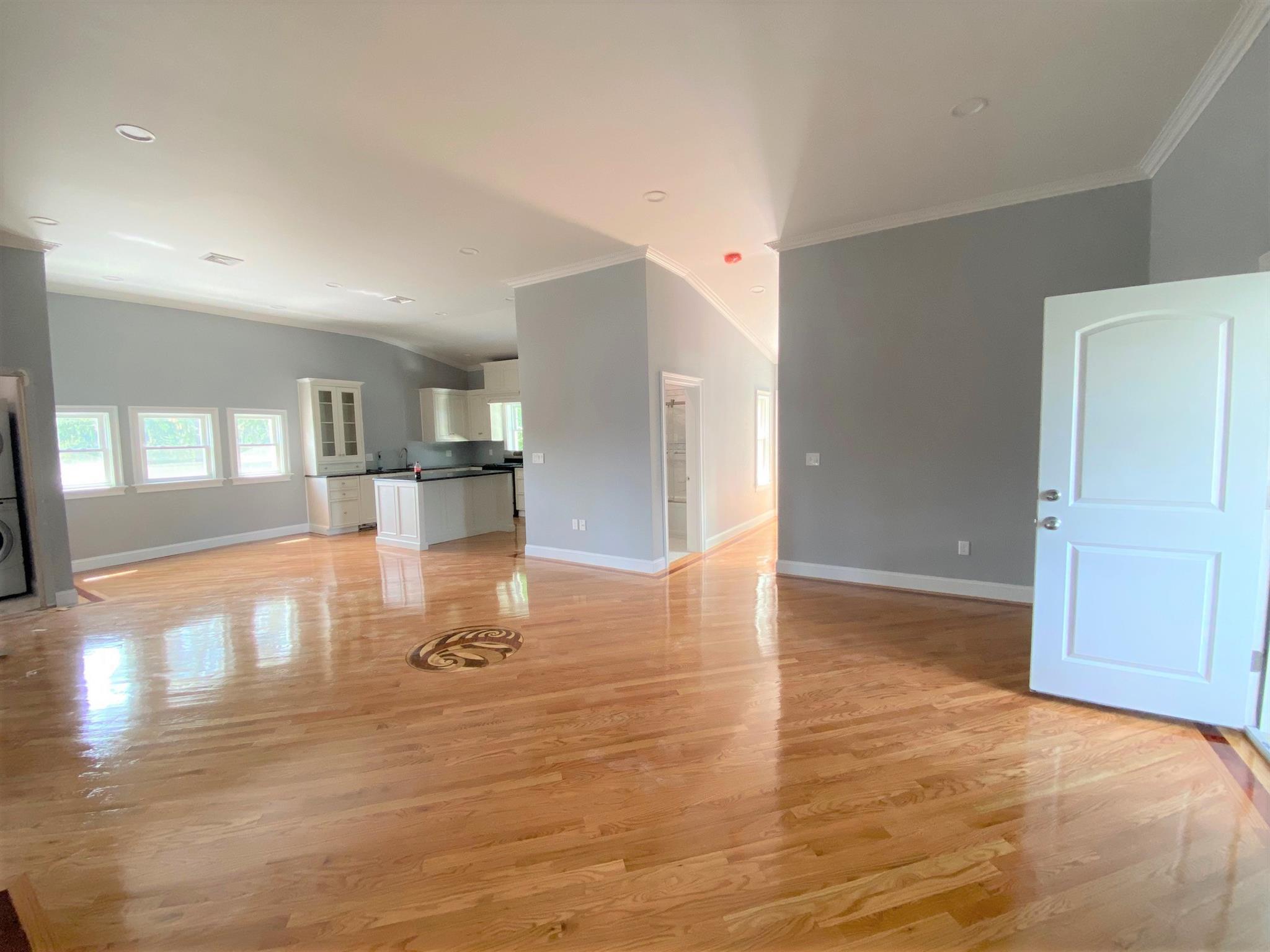 66 Dudley St, Medford