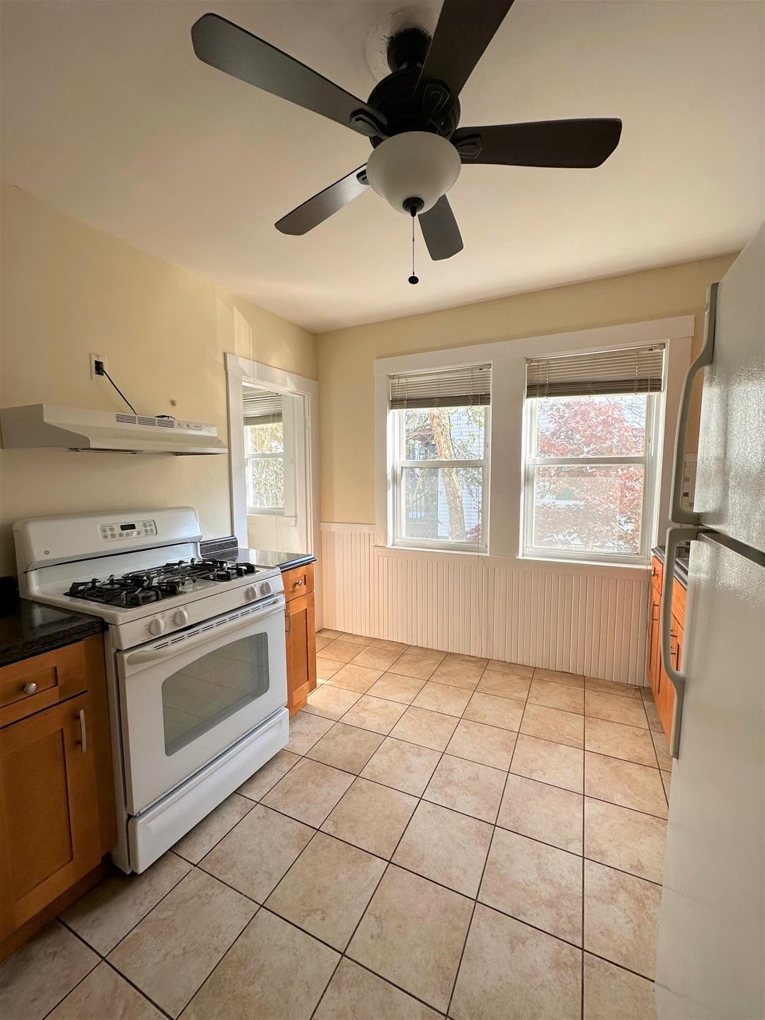 11 Dartmouth St, Arlington